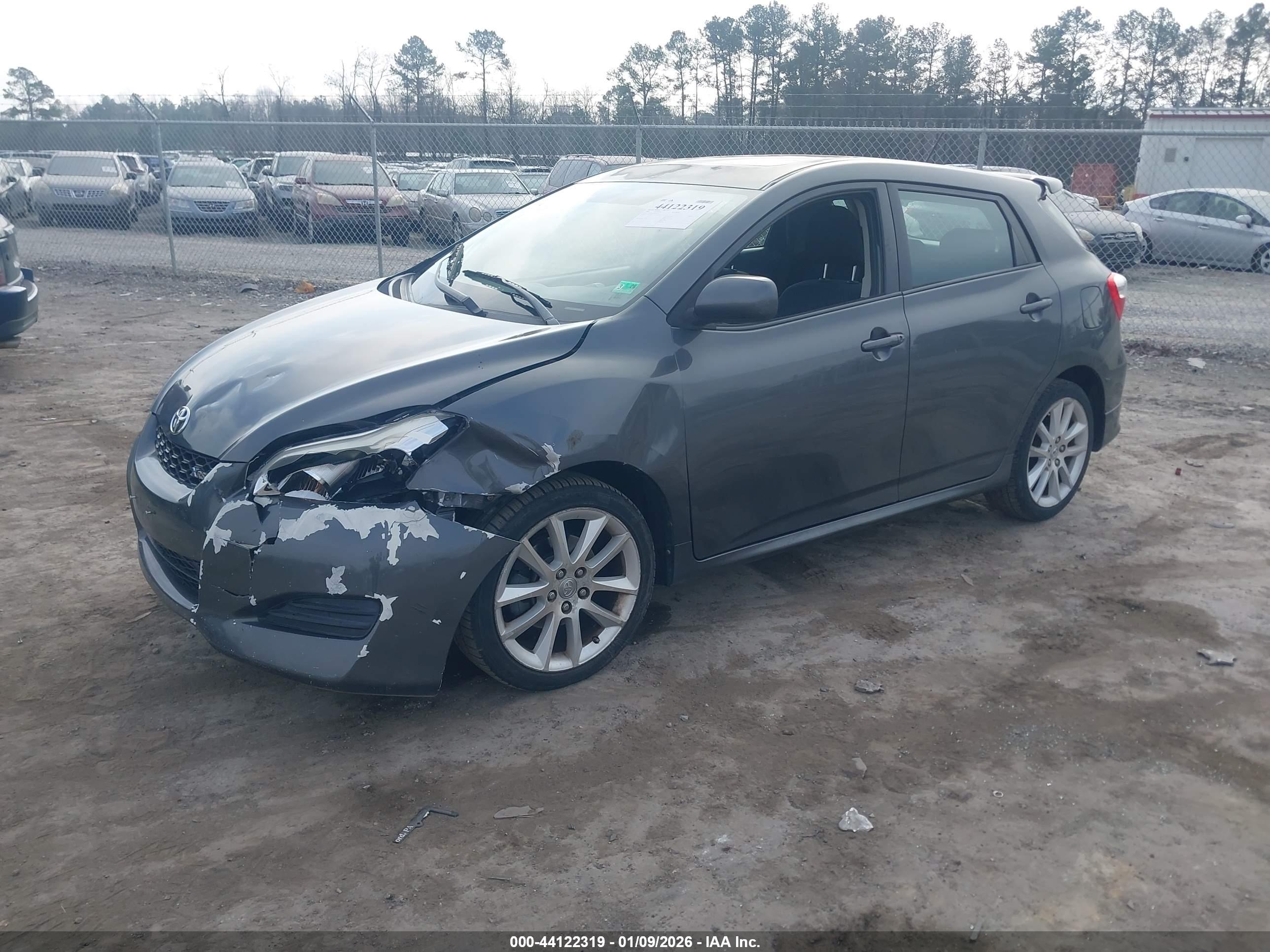 TOYOTA MATRIX image 2