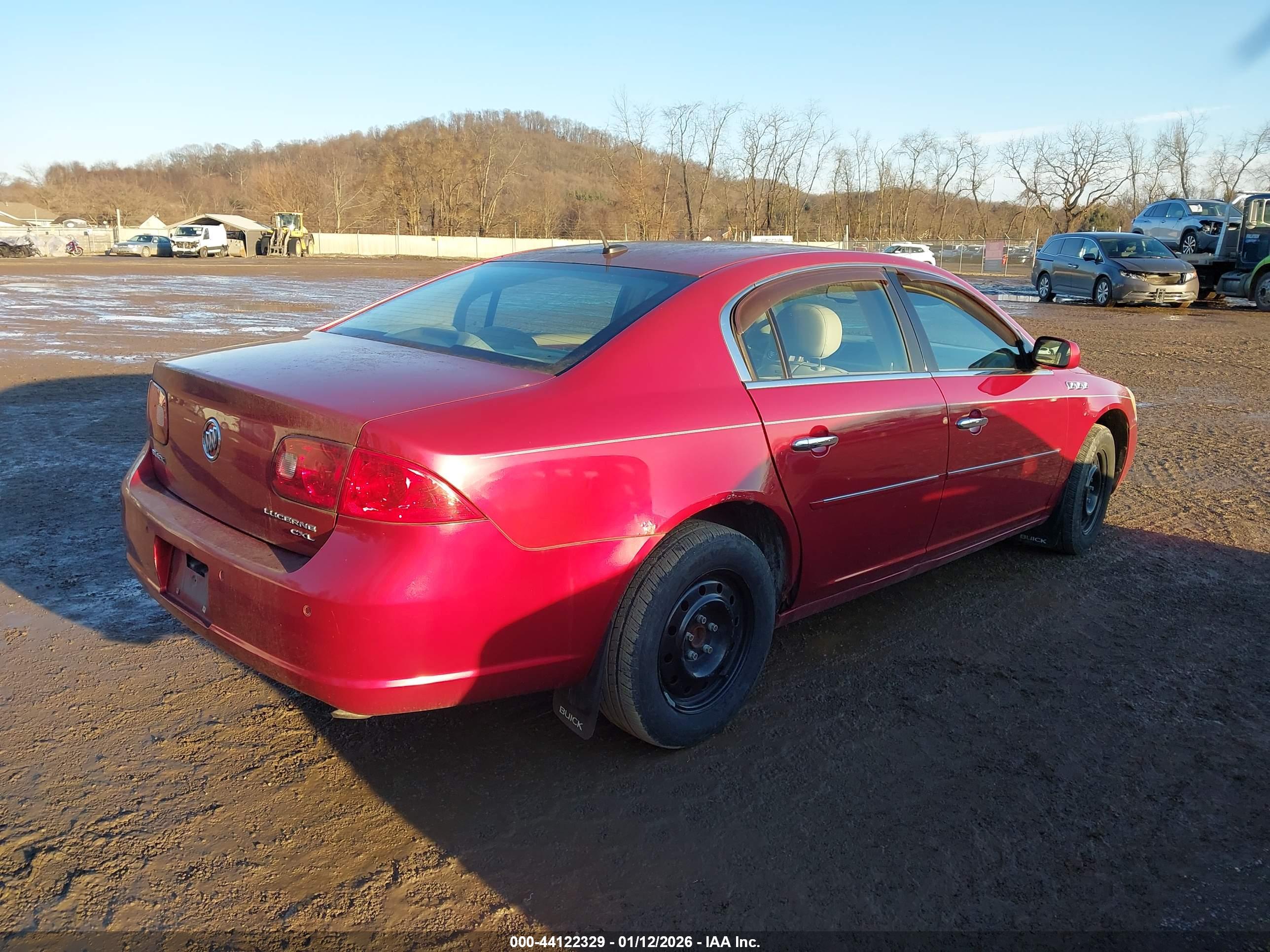 BUICK LUCERNE image 4