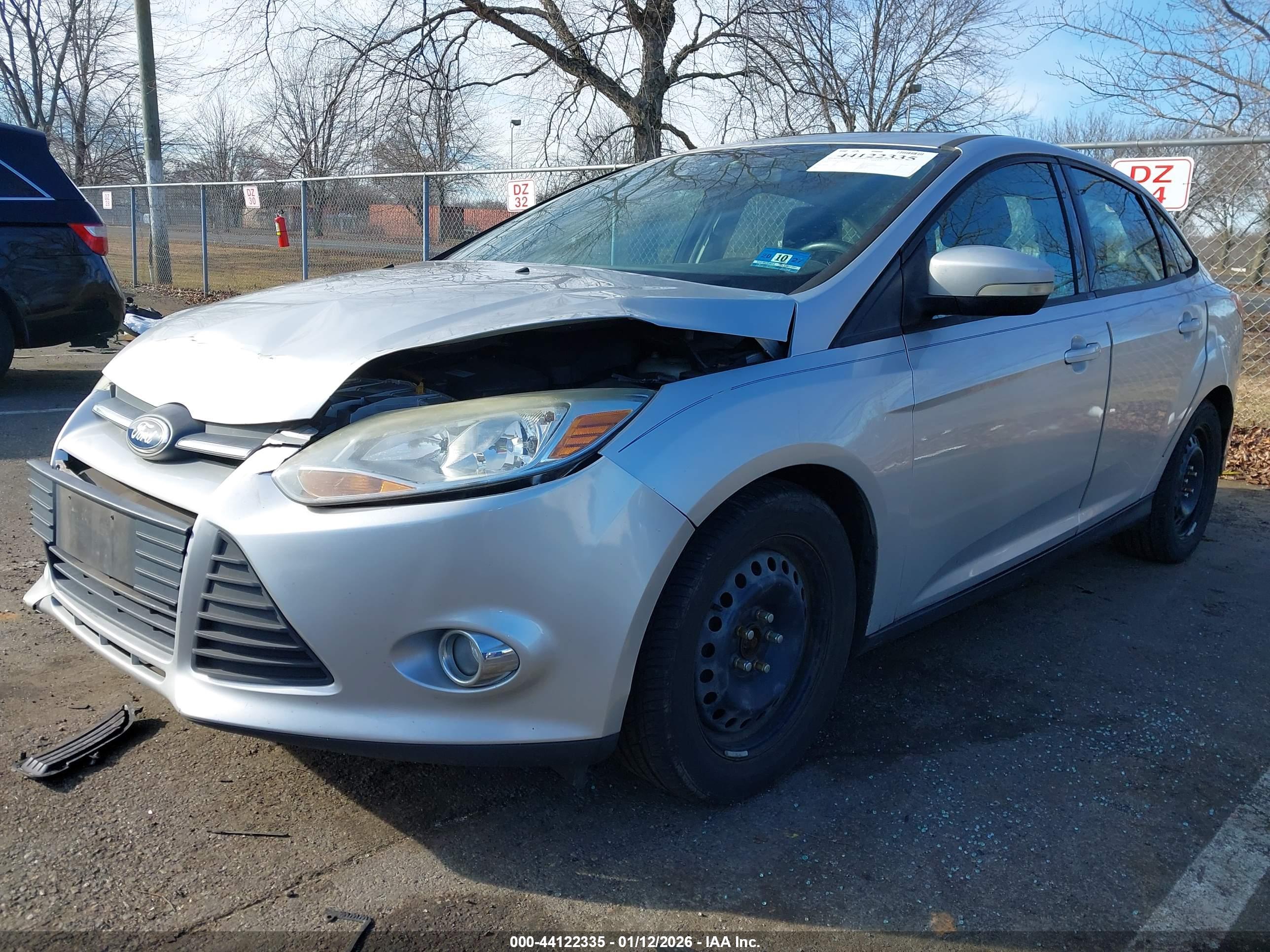 FORD FOCUS image 2