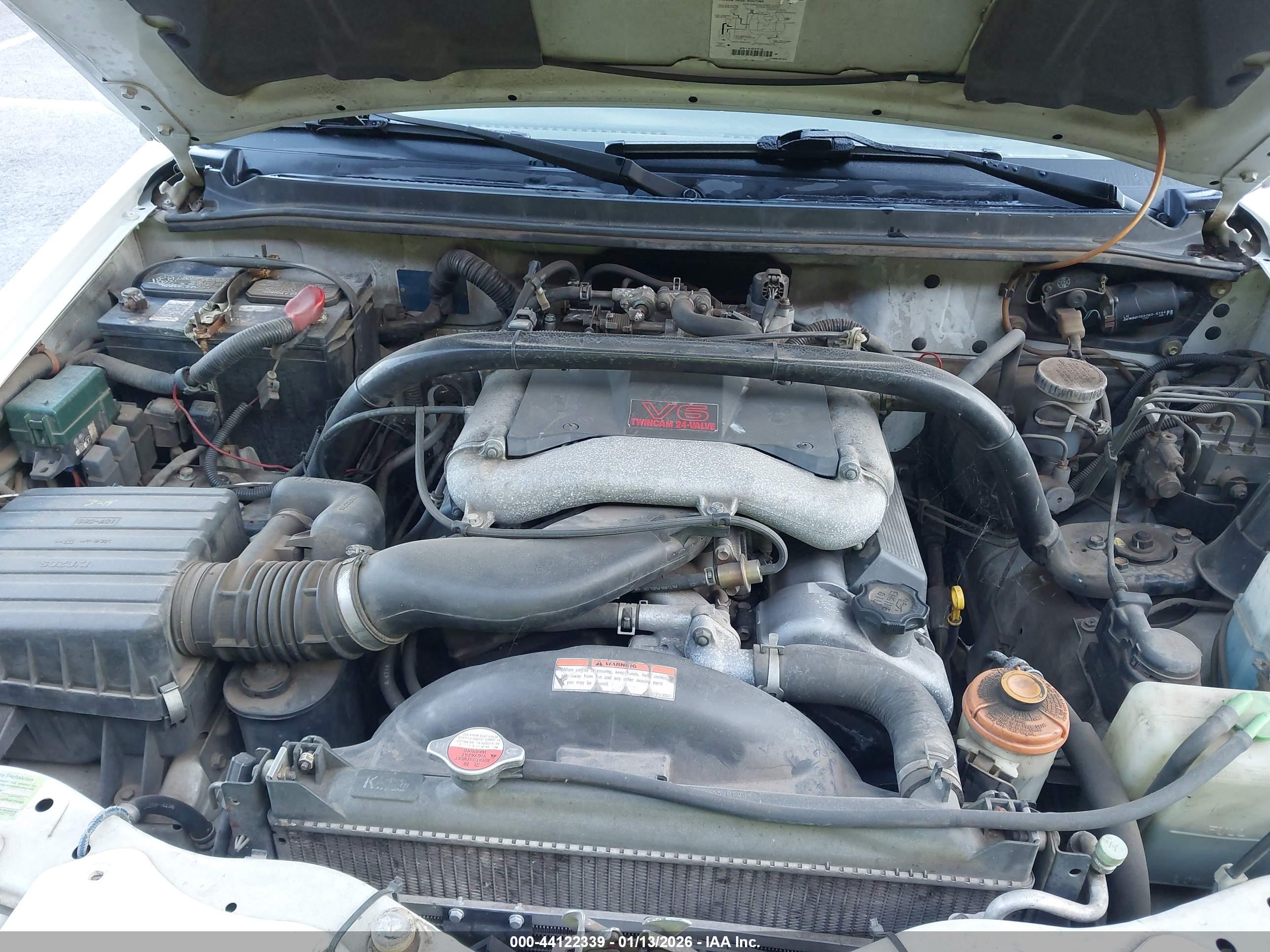 SUZUKI GRAND image 10