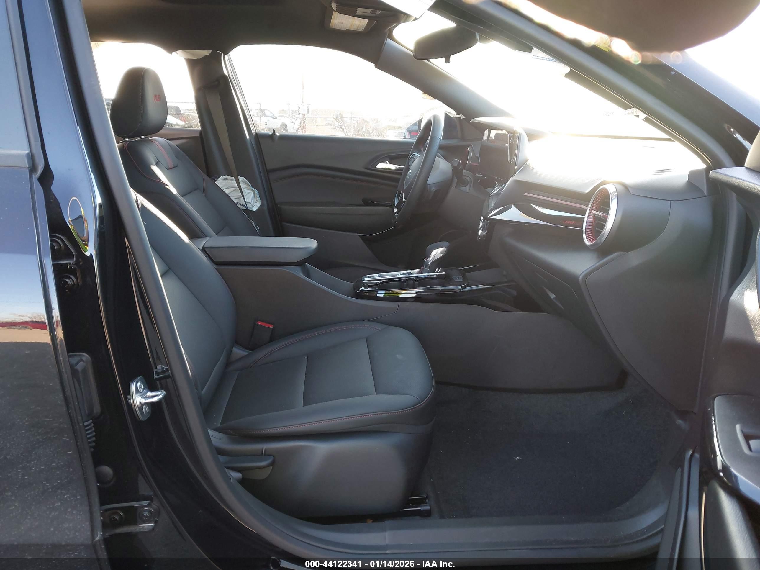 CHEVROLET TRAX image 5