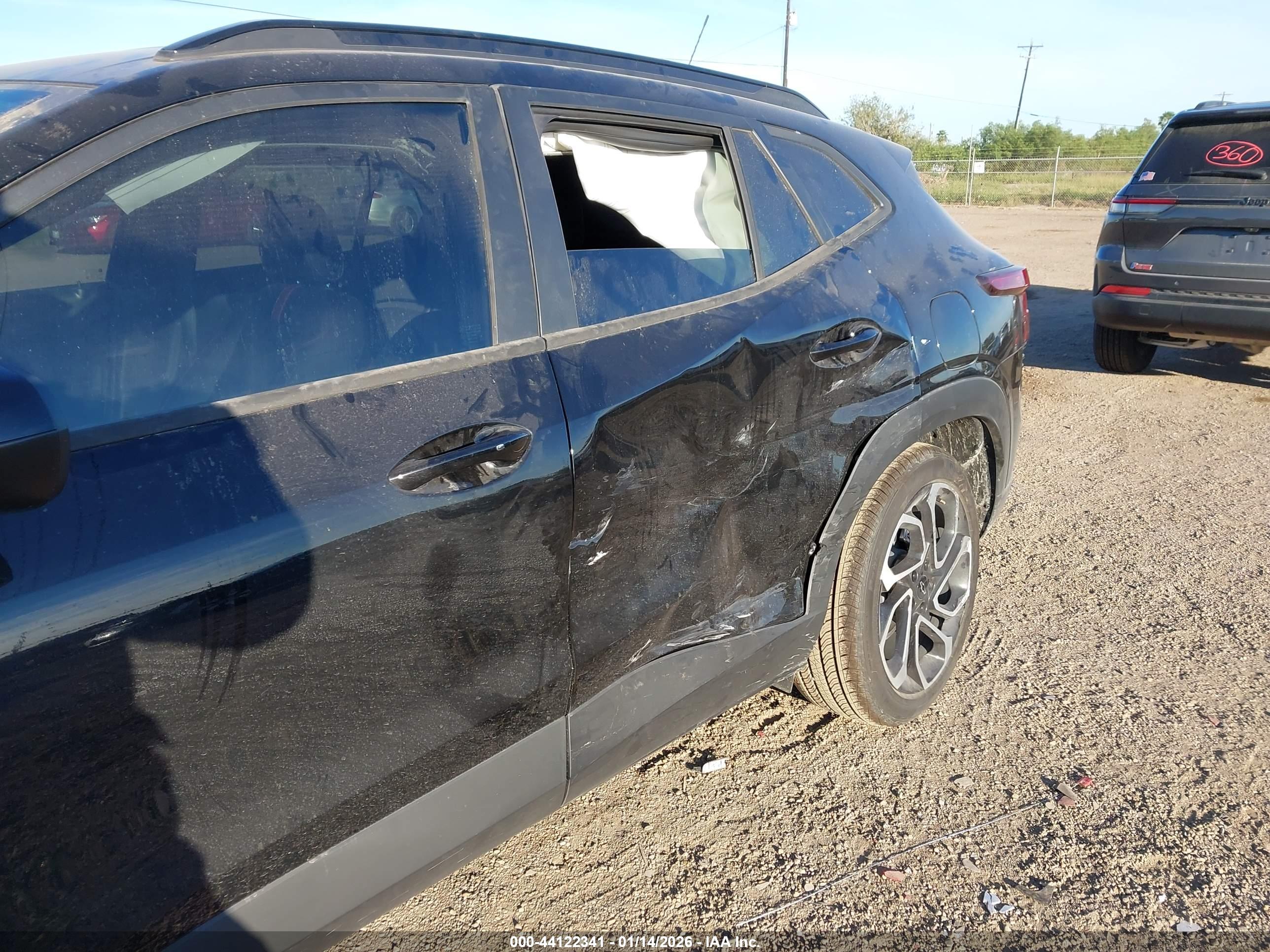 CHEVROLET TRAX image 6