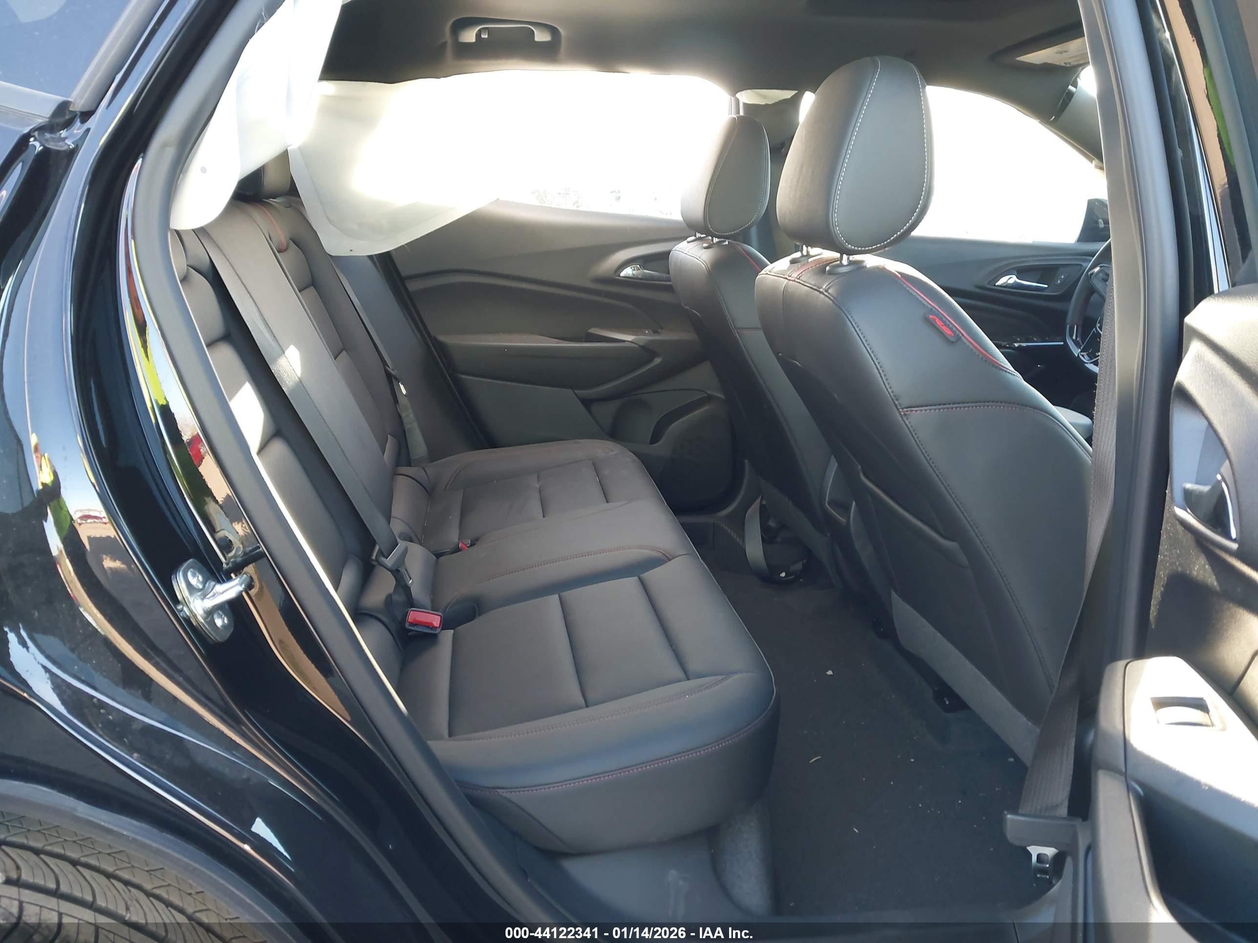CHEVROLET TRAX image 8