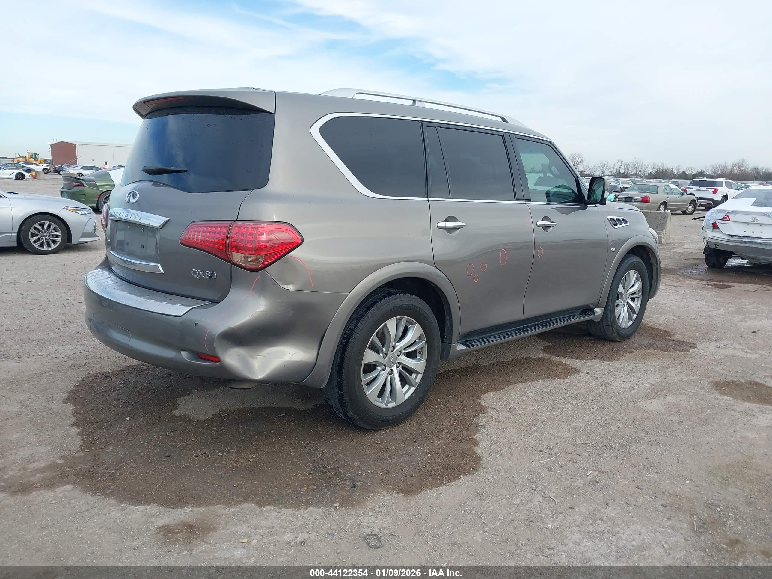 INFINITI QX80 image 4