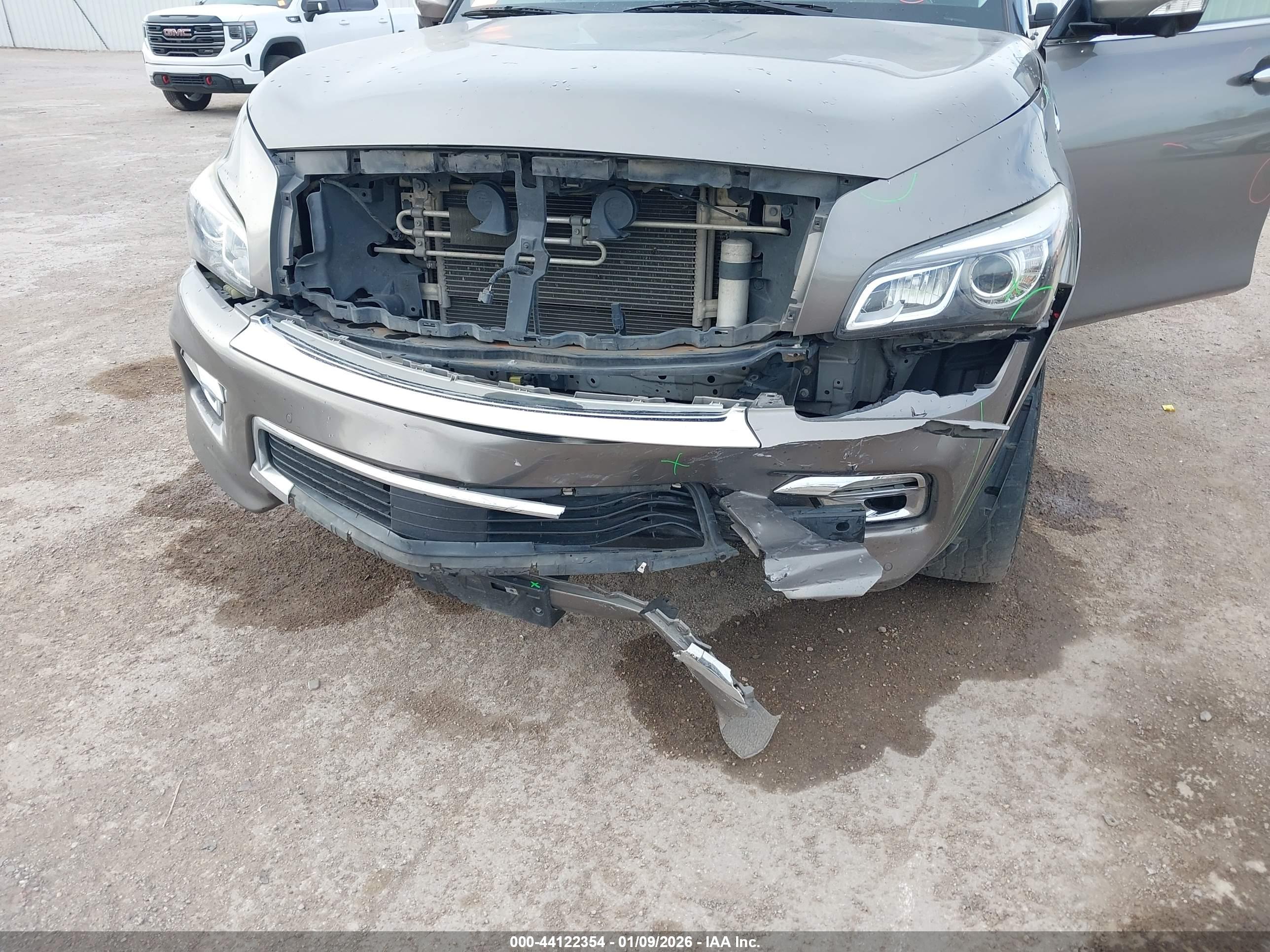 INFINITI QX80 image 6