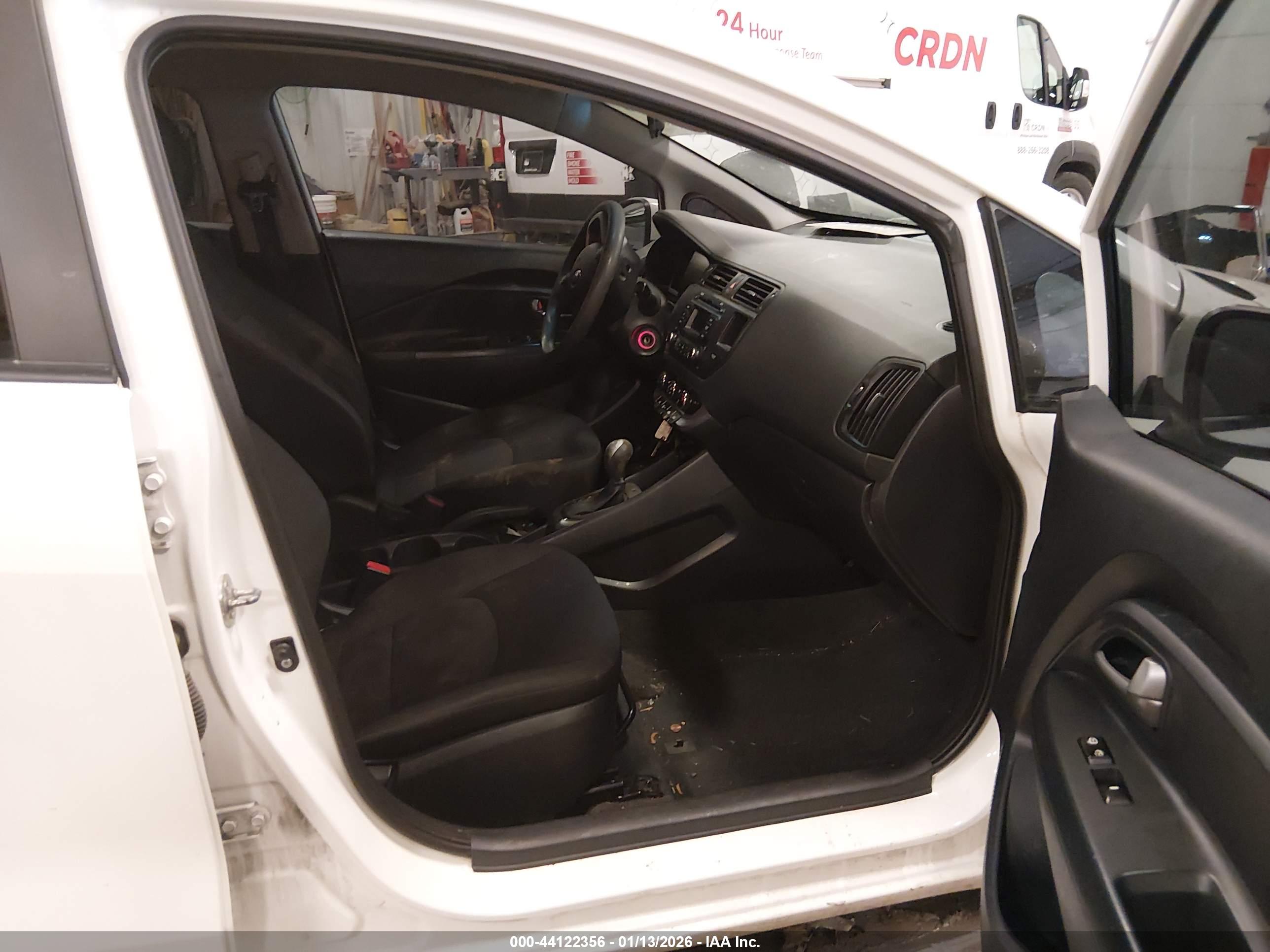 KIA RIO image 5