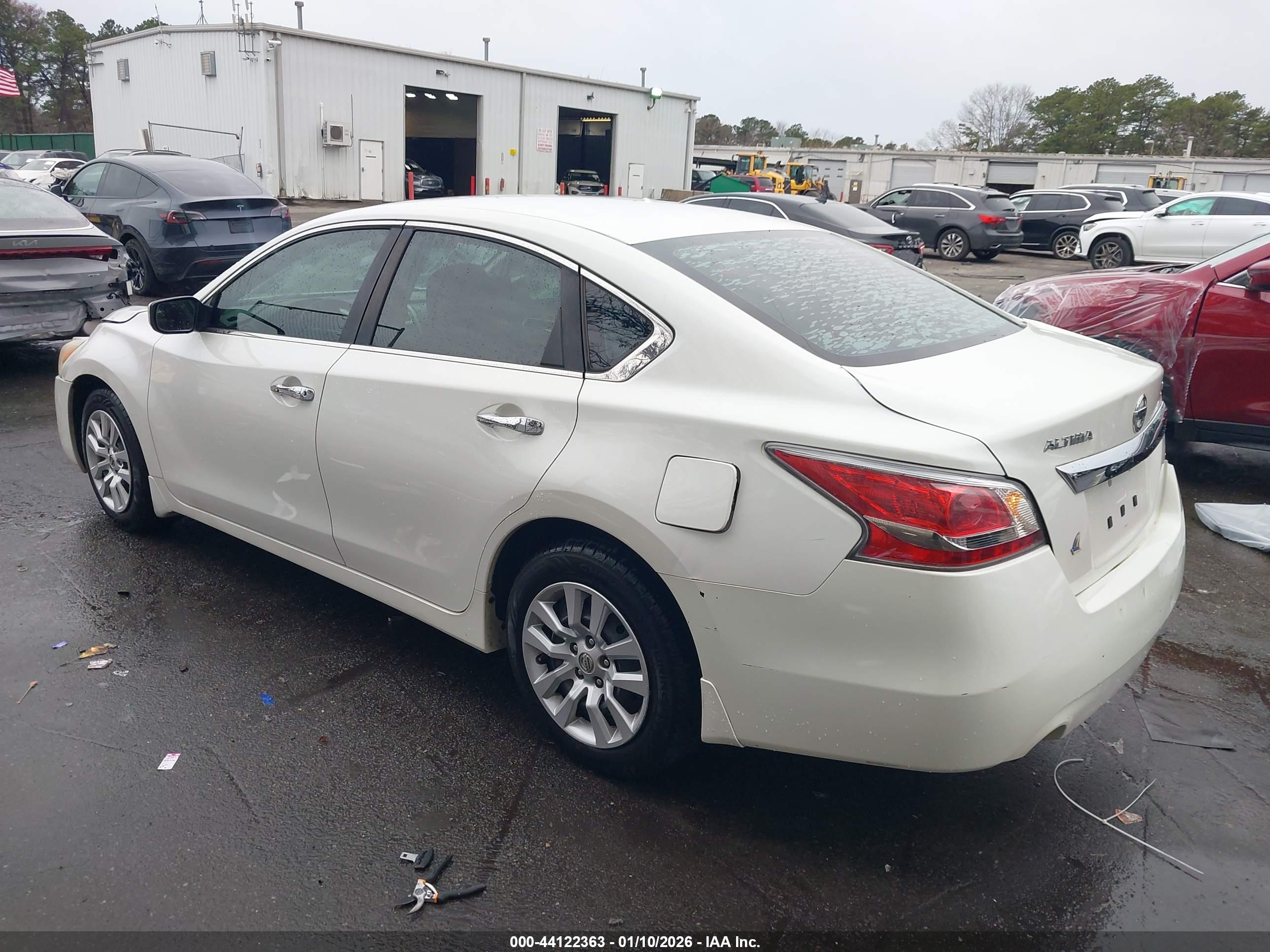 NISSAN ALTIMA image 3