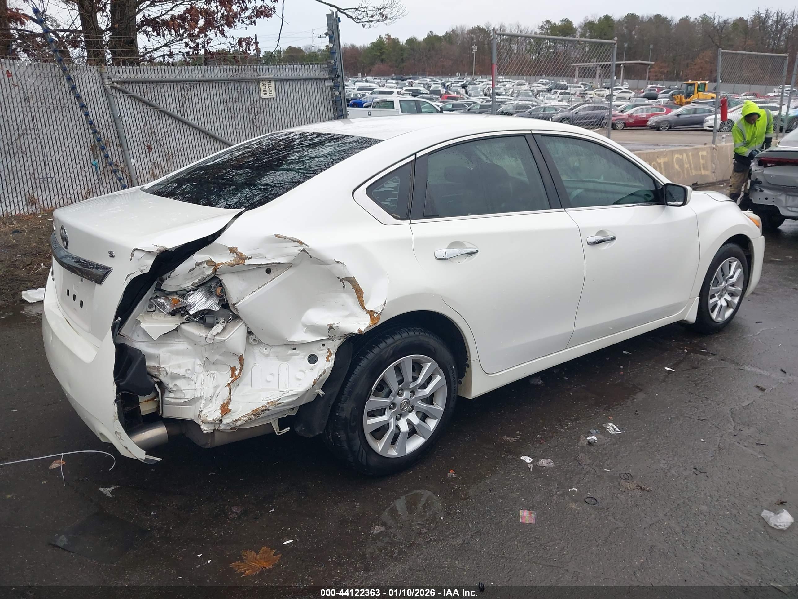 NISSAN ALTIMA image 4