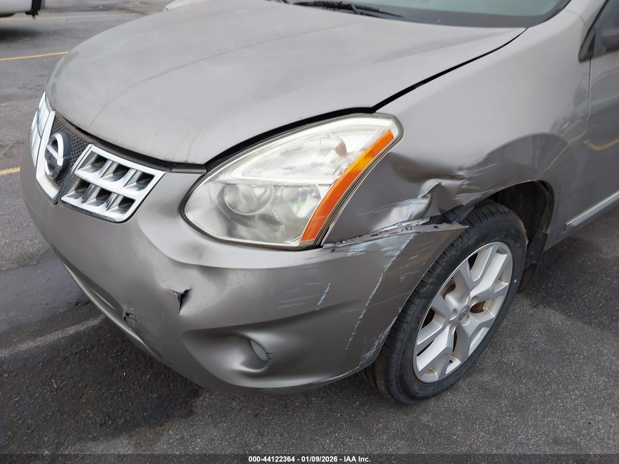 NISSAN ROGUE image 6