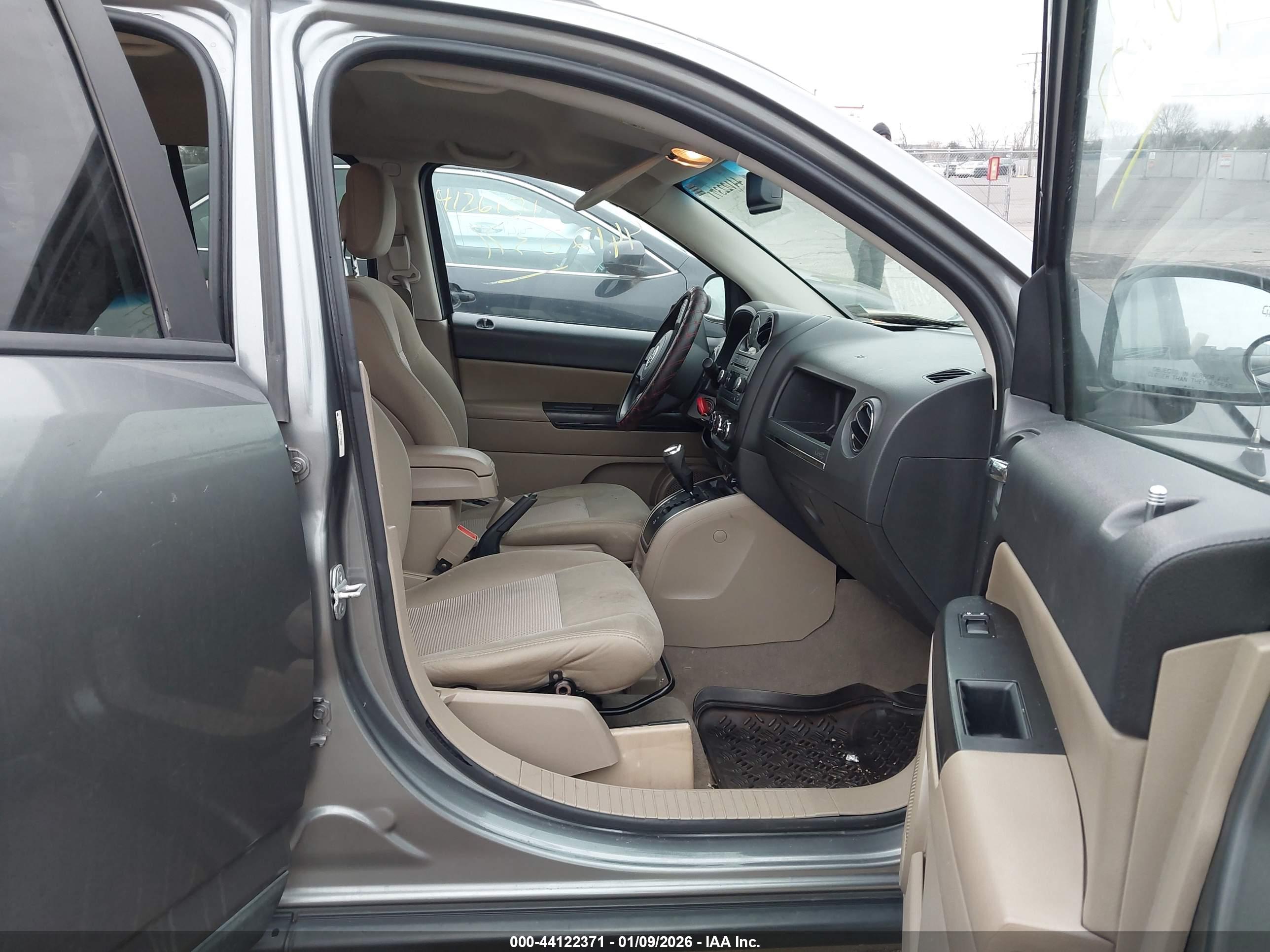 JEEP COMPASS image 5