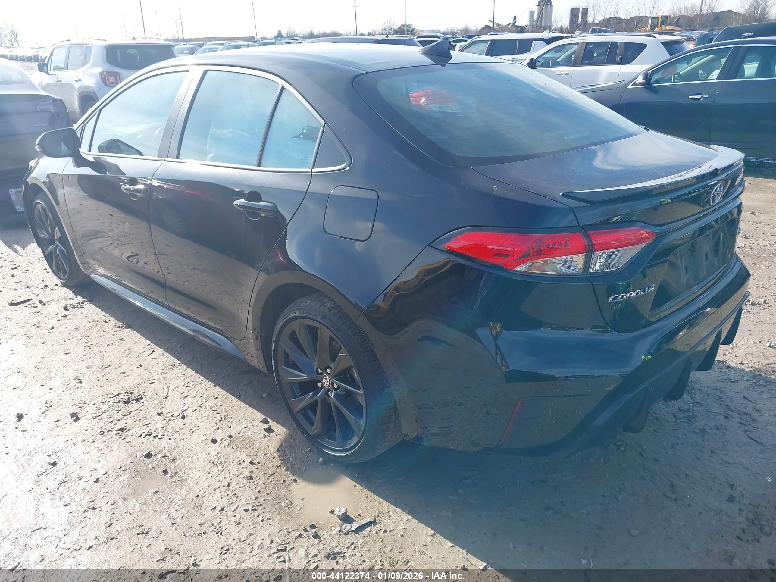 TOYOTA COROLLA image 3