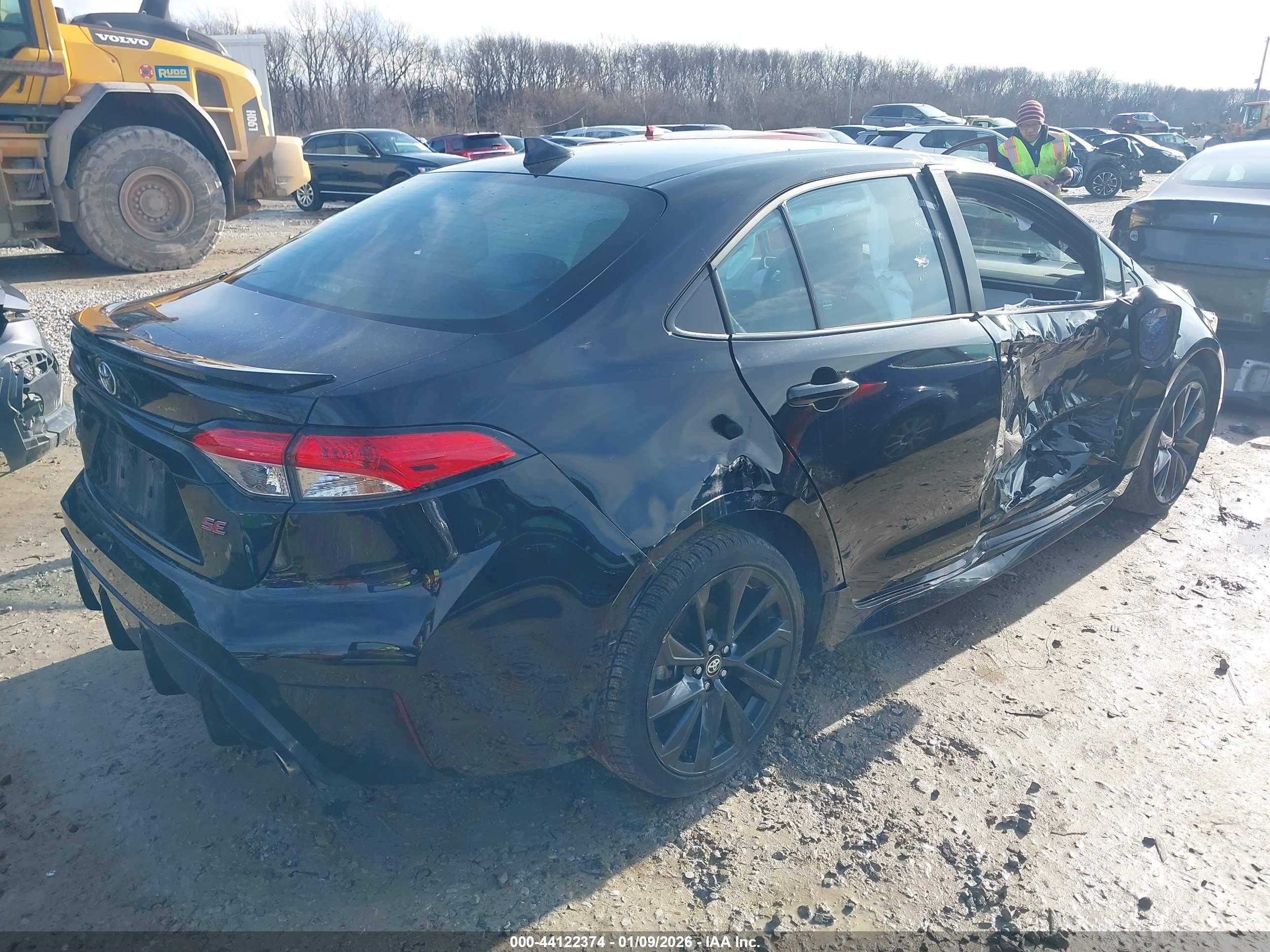 TOYOTA COROLLA image 4