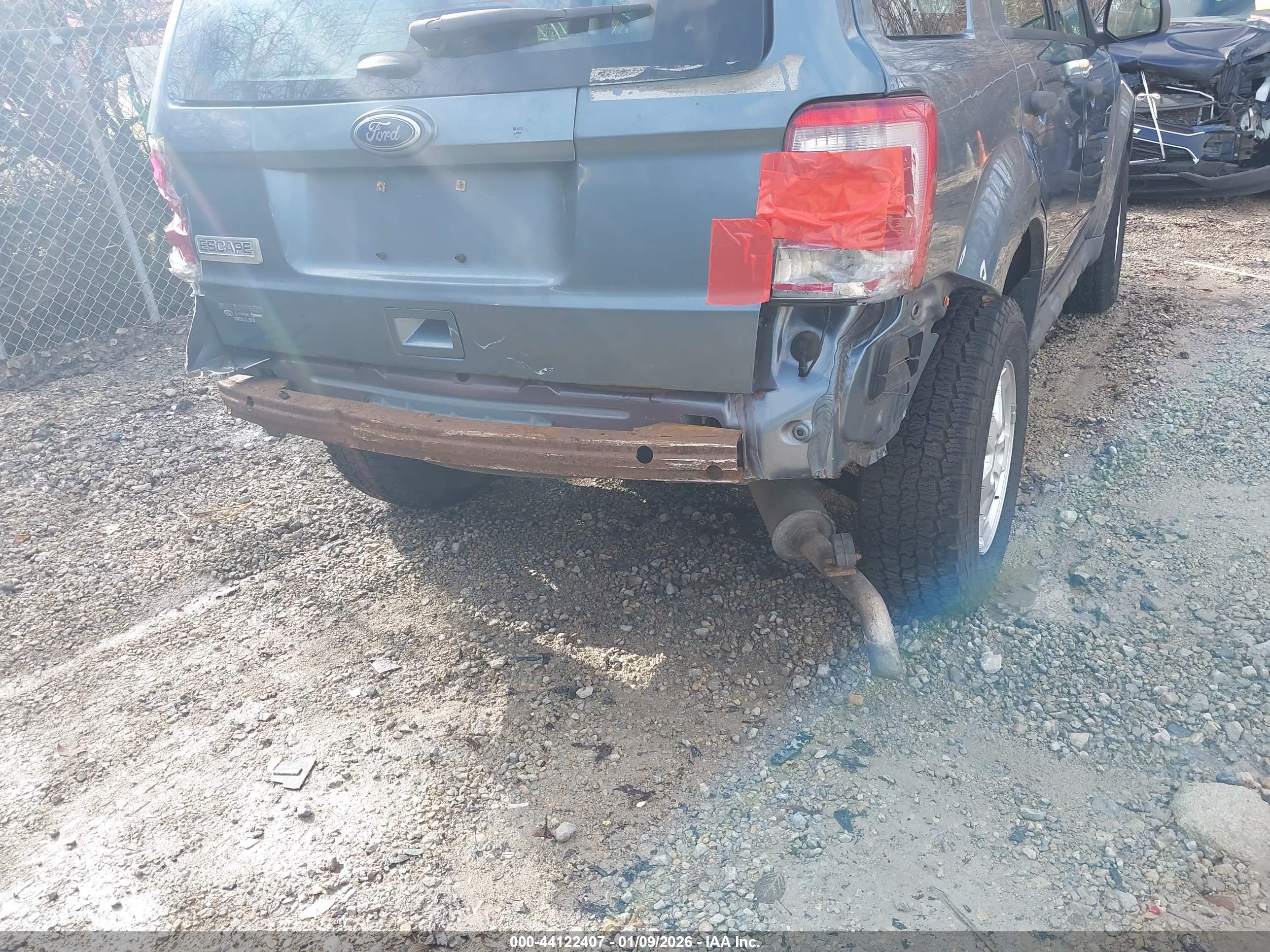 FORD ESCAPE image 6