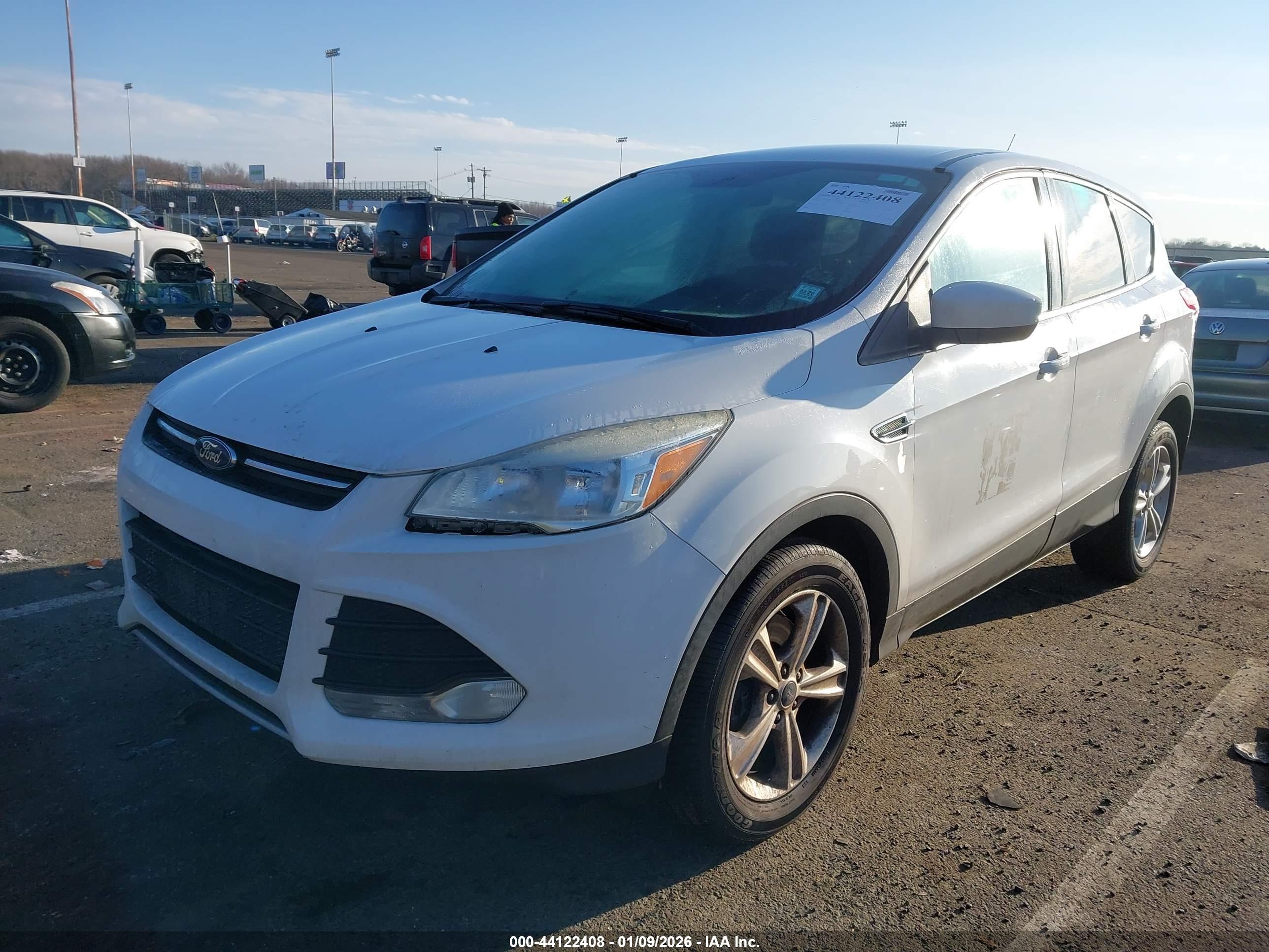 FORD ESCAPE image 2