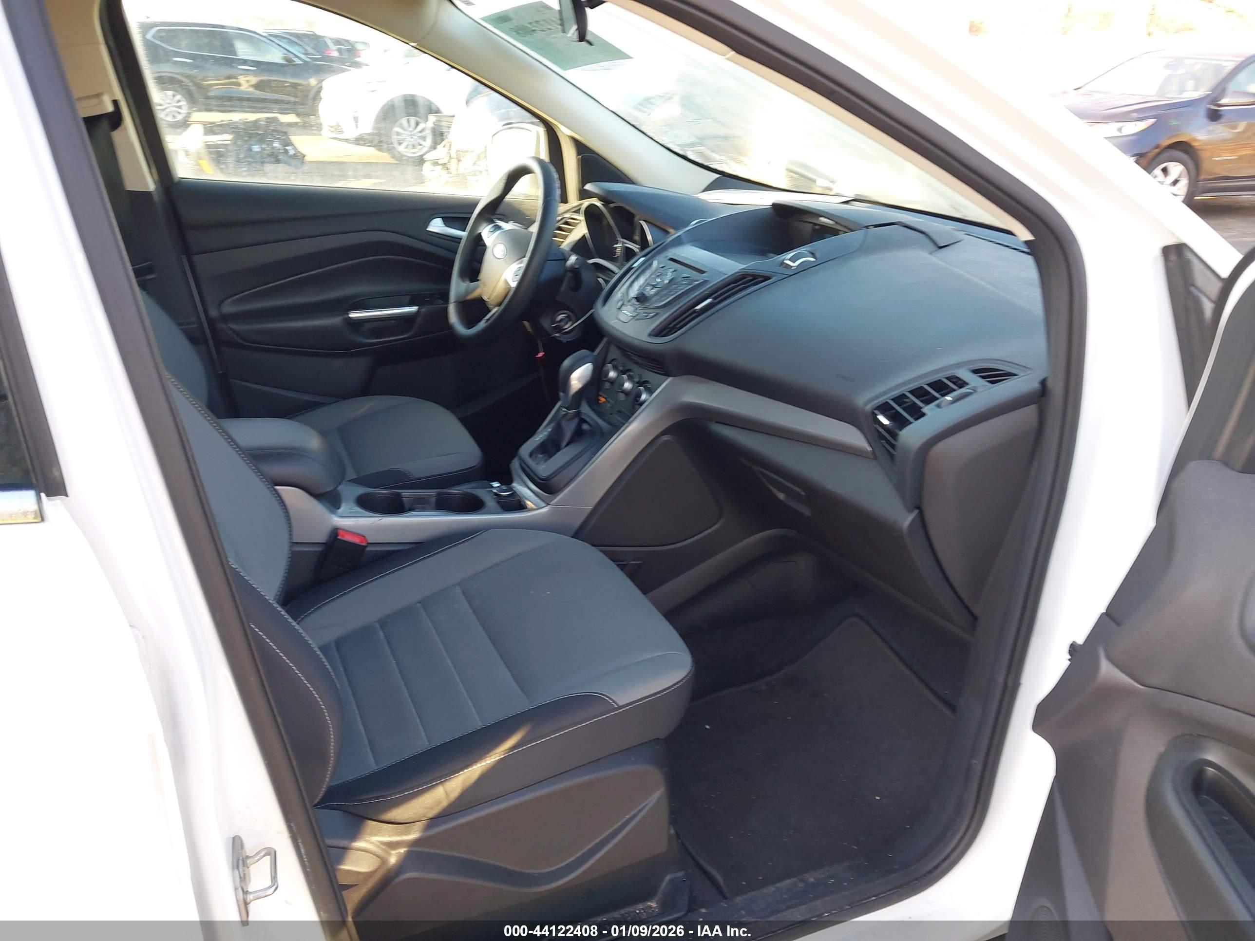 FORD ESCAPE image 5
