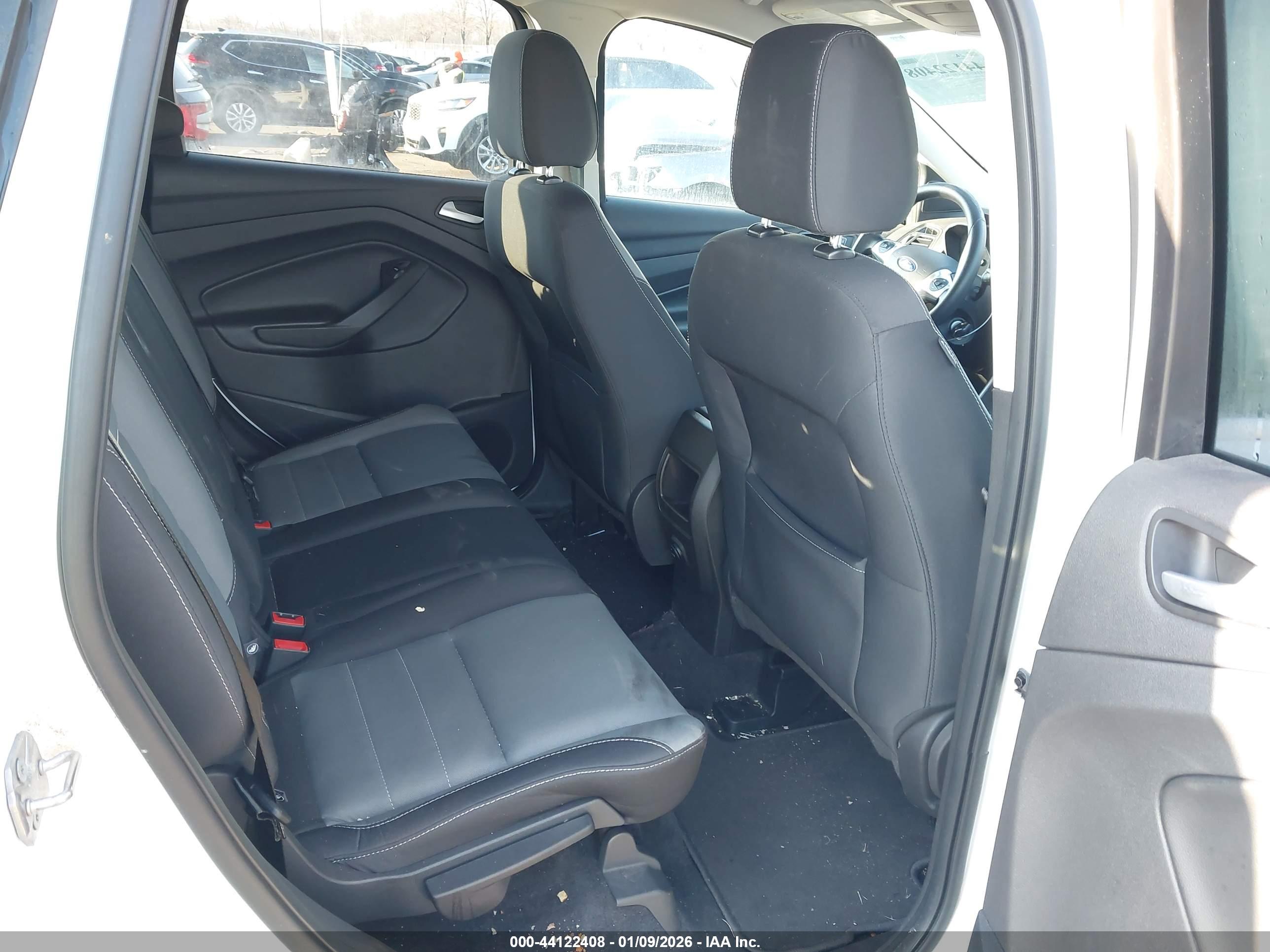 FORD ESCAPE image 8