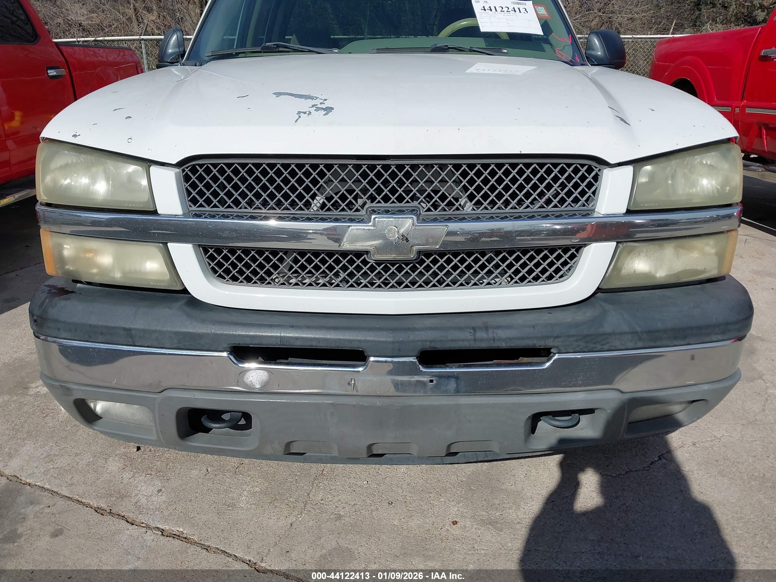 CHEVROLET SILVERADO image 6