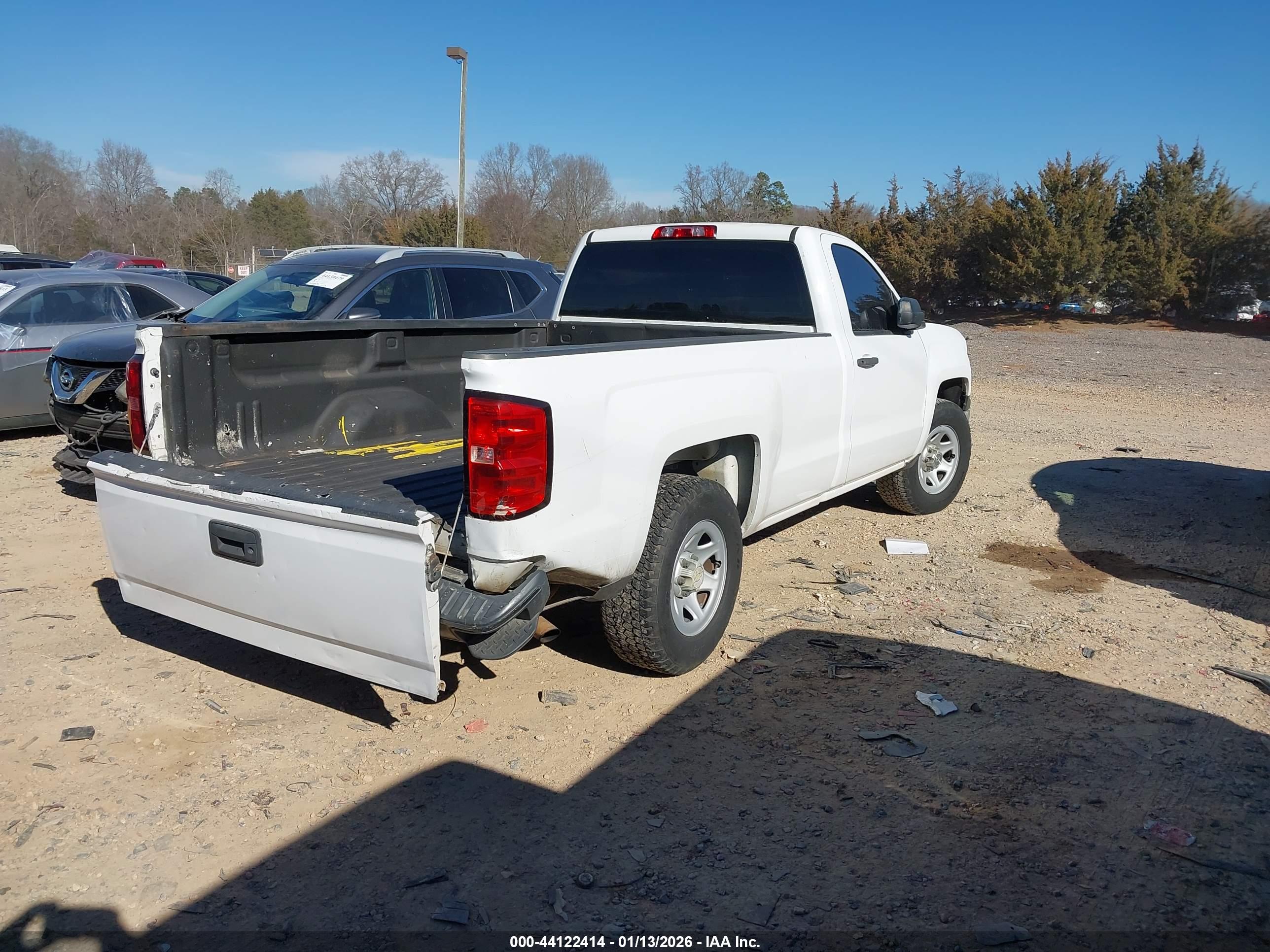 CHEVROLET SILVERADO image 4