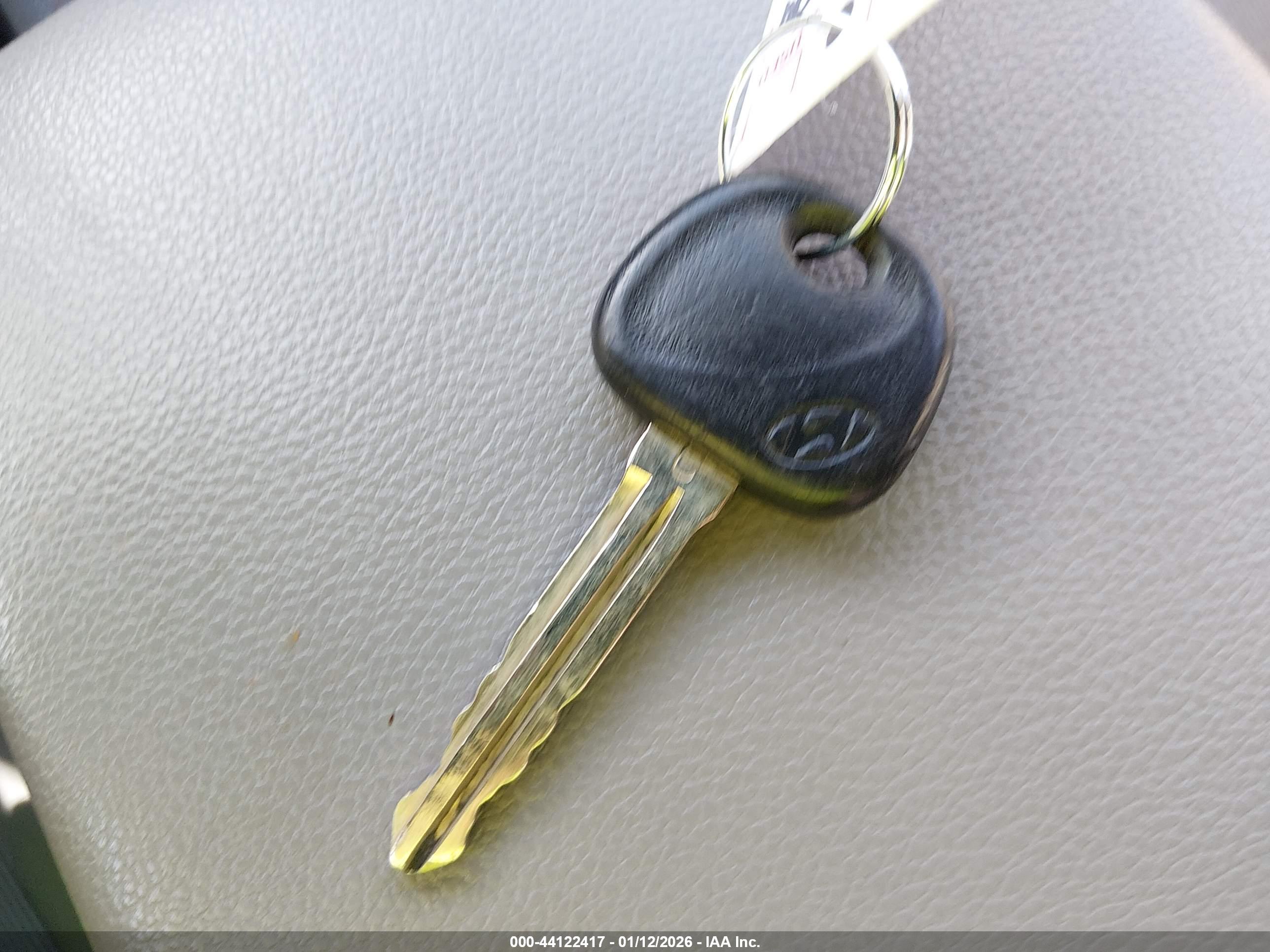 HYUNDAI ELANTRA image 11
