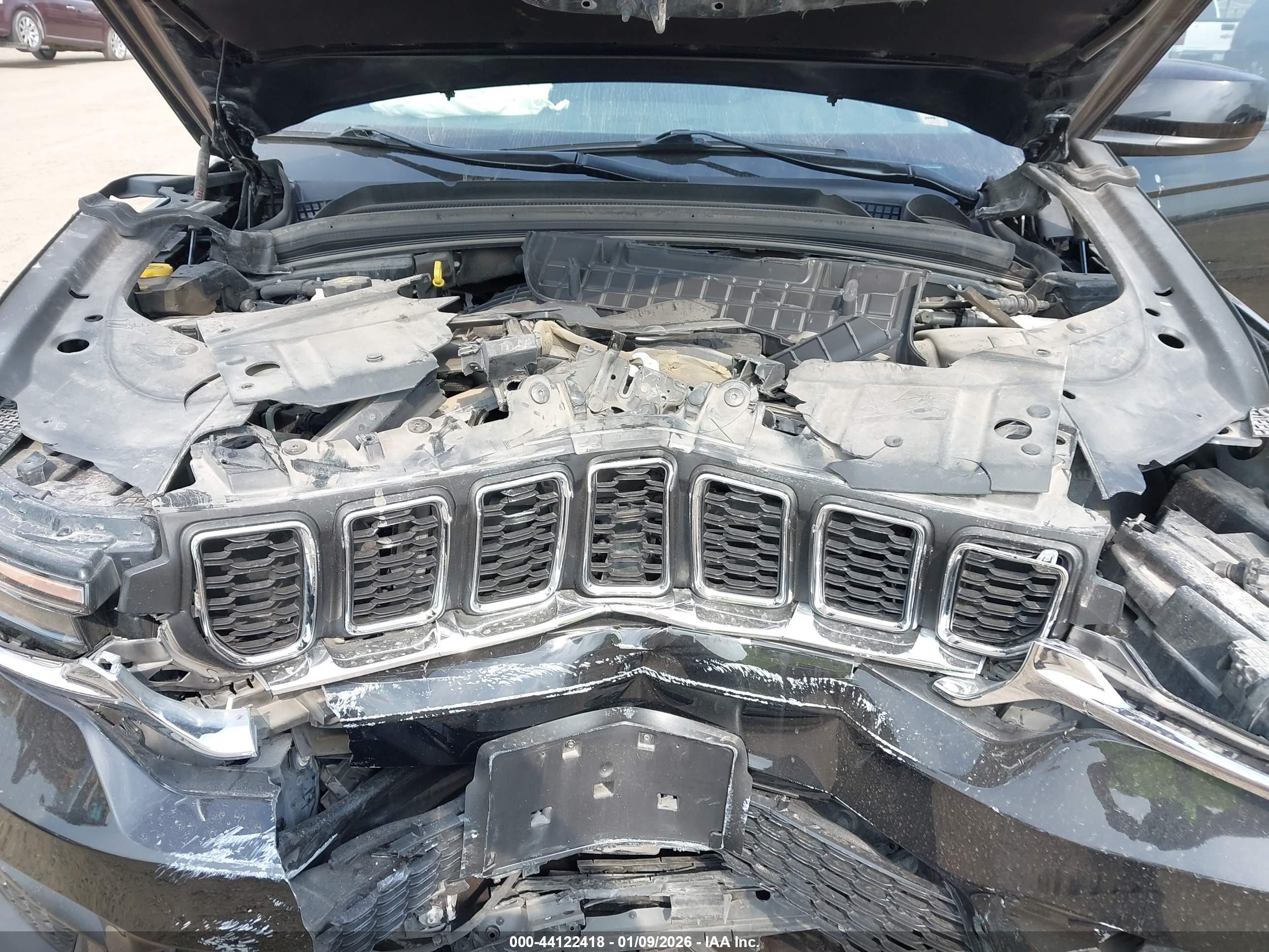 JEEP GRAND image 10