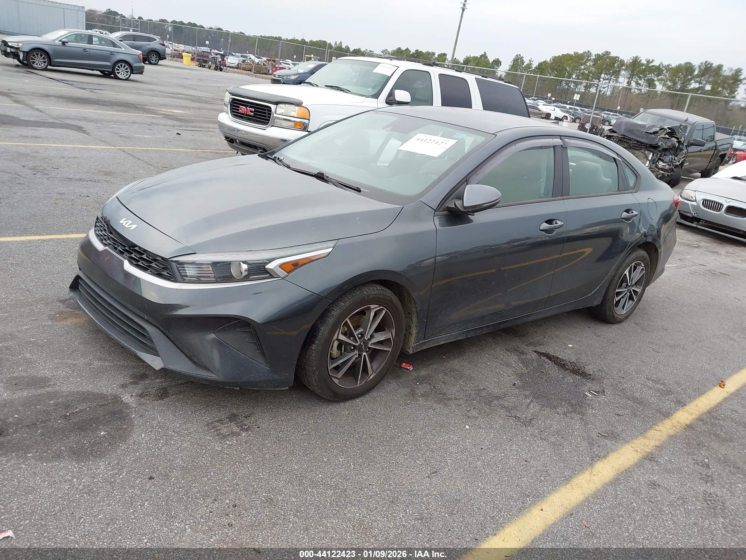 KIA FORTE image 2