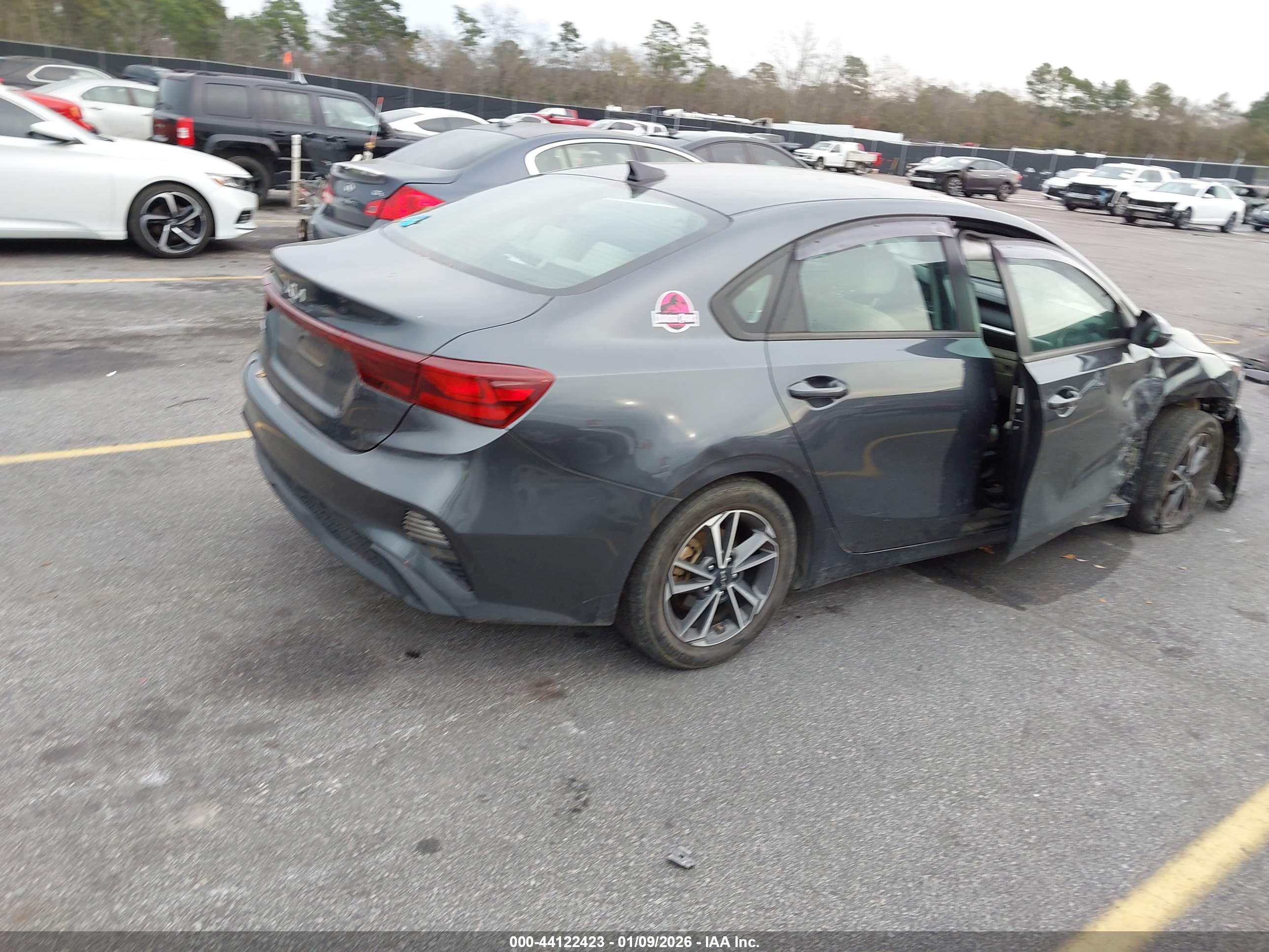 KIA FORTE image 4