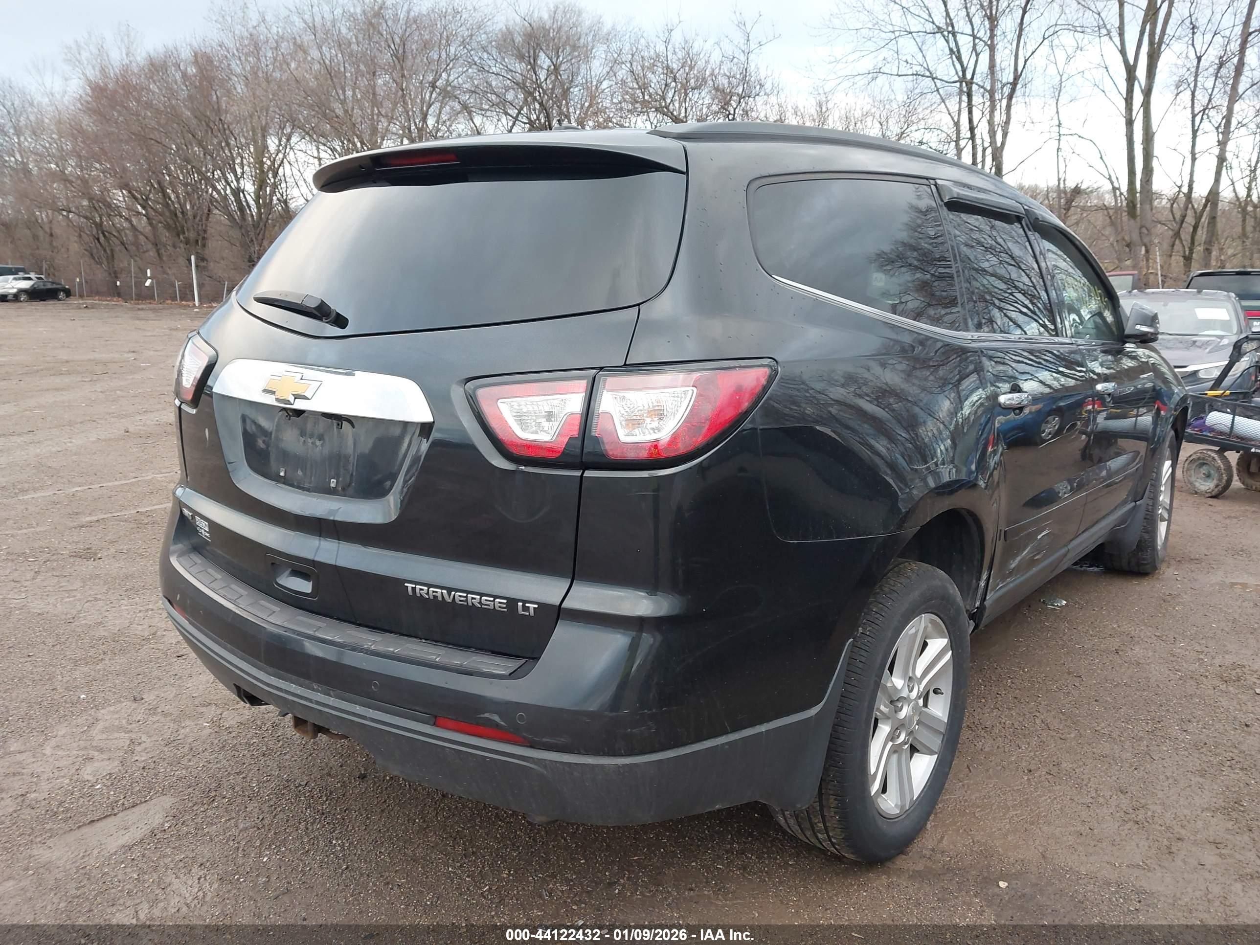 CHEVROLET TRAVERSE image 4