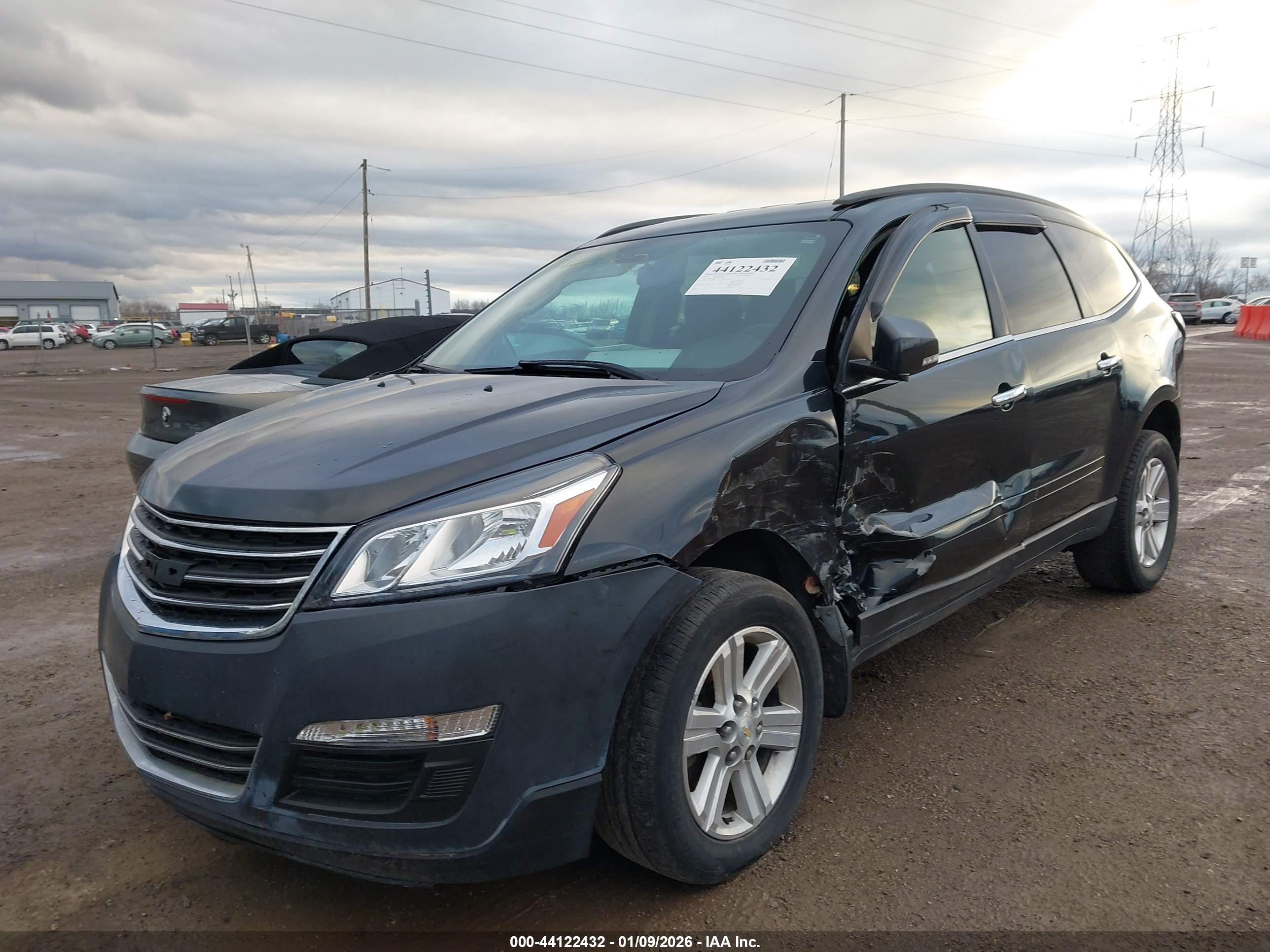 CHEVROLET TRAVERSE image 6