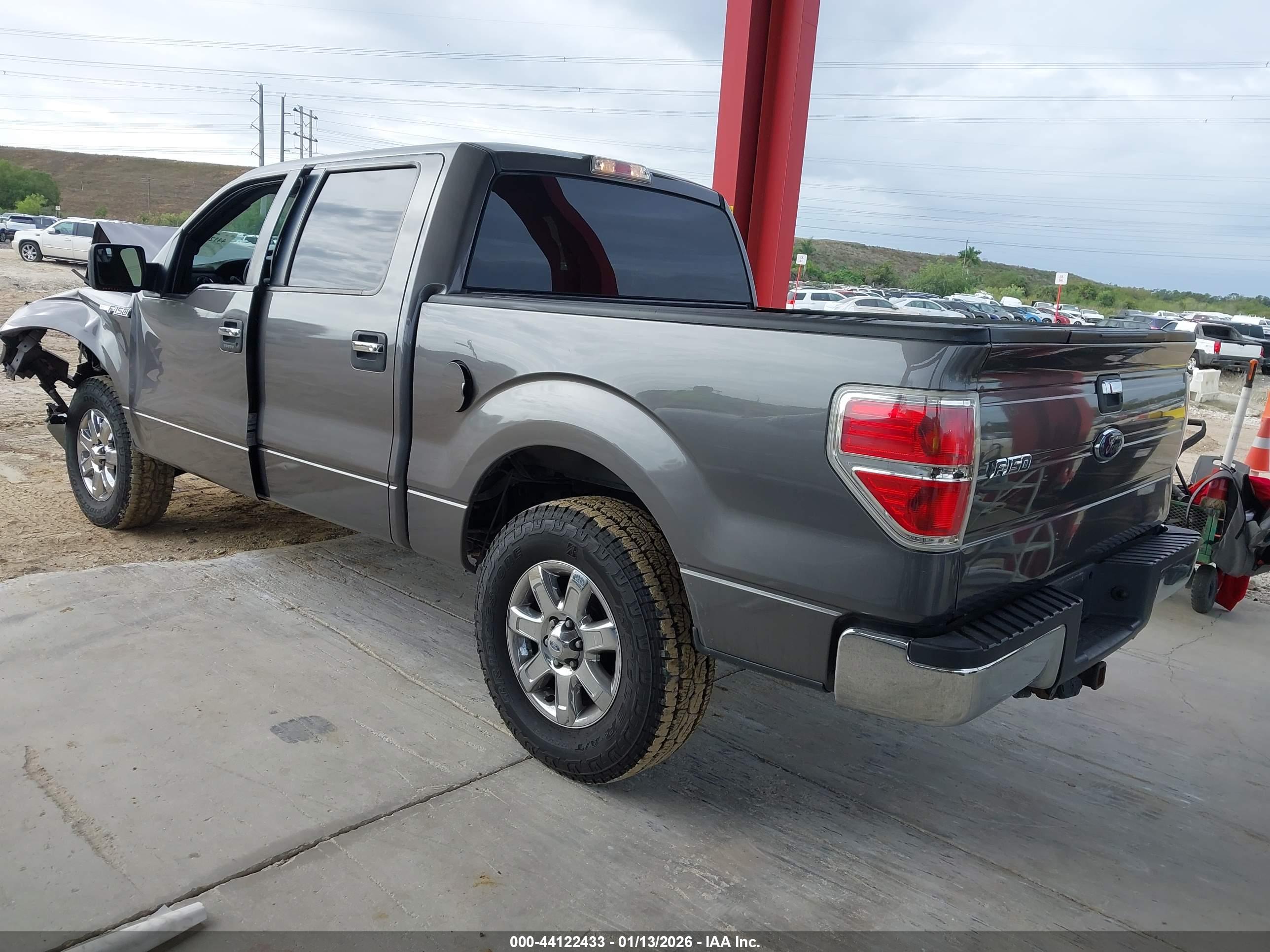 FORD F-150 image 3
