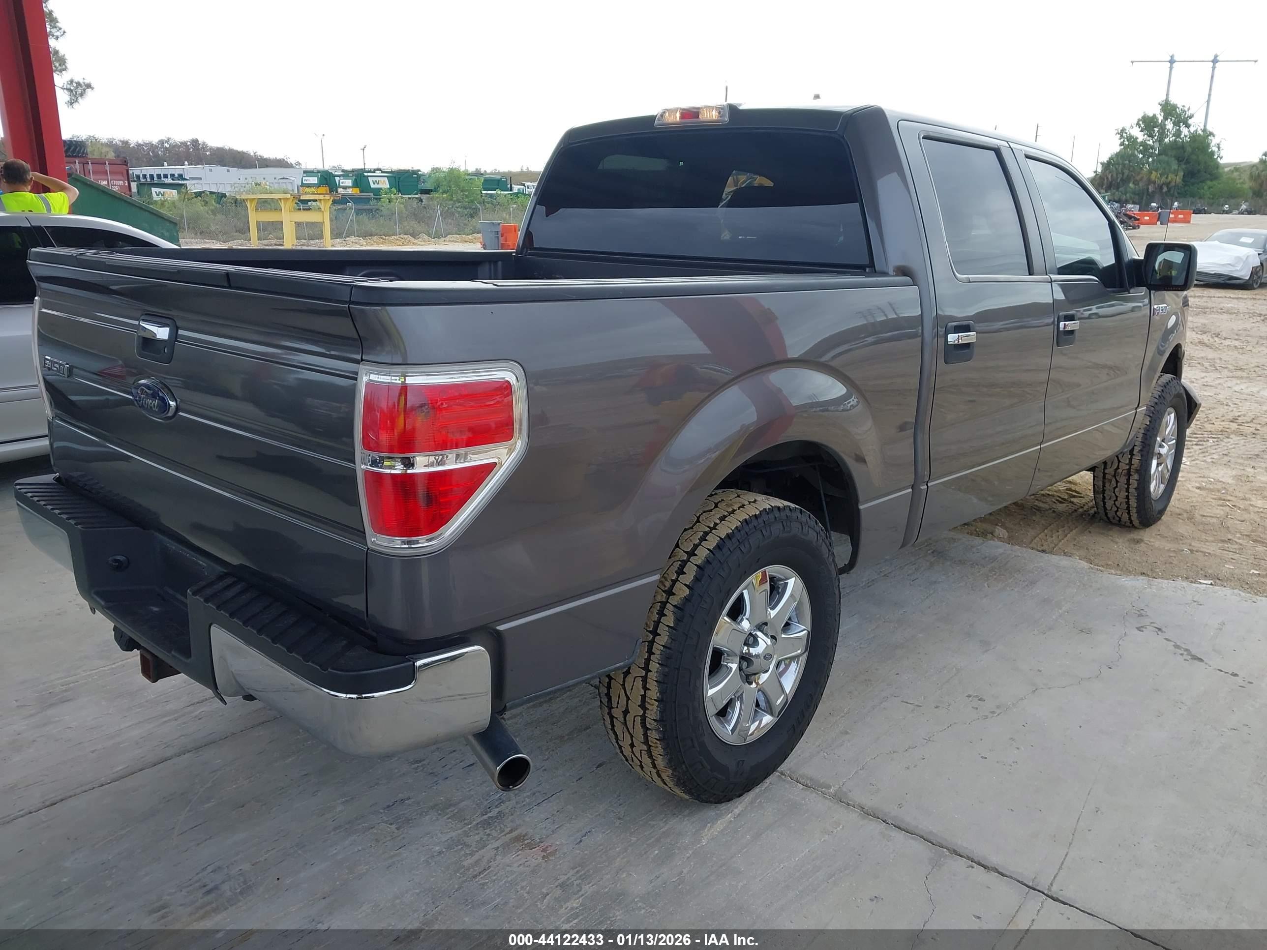 FORD F-150 image 4