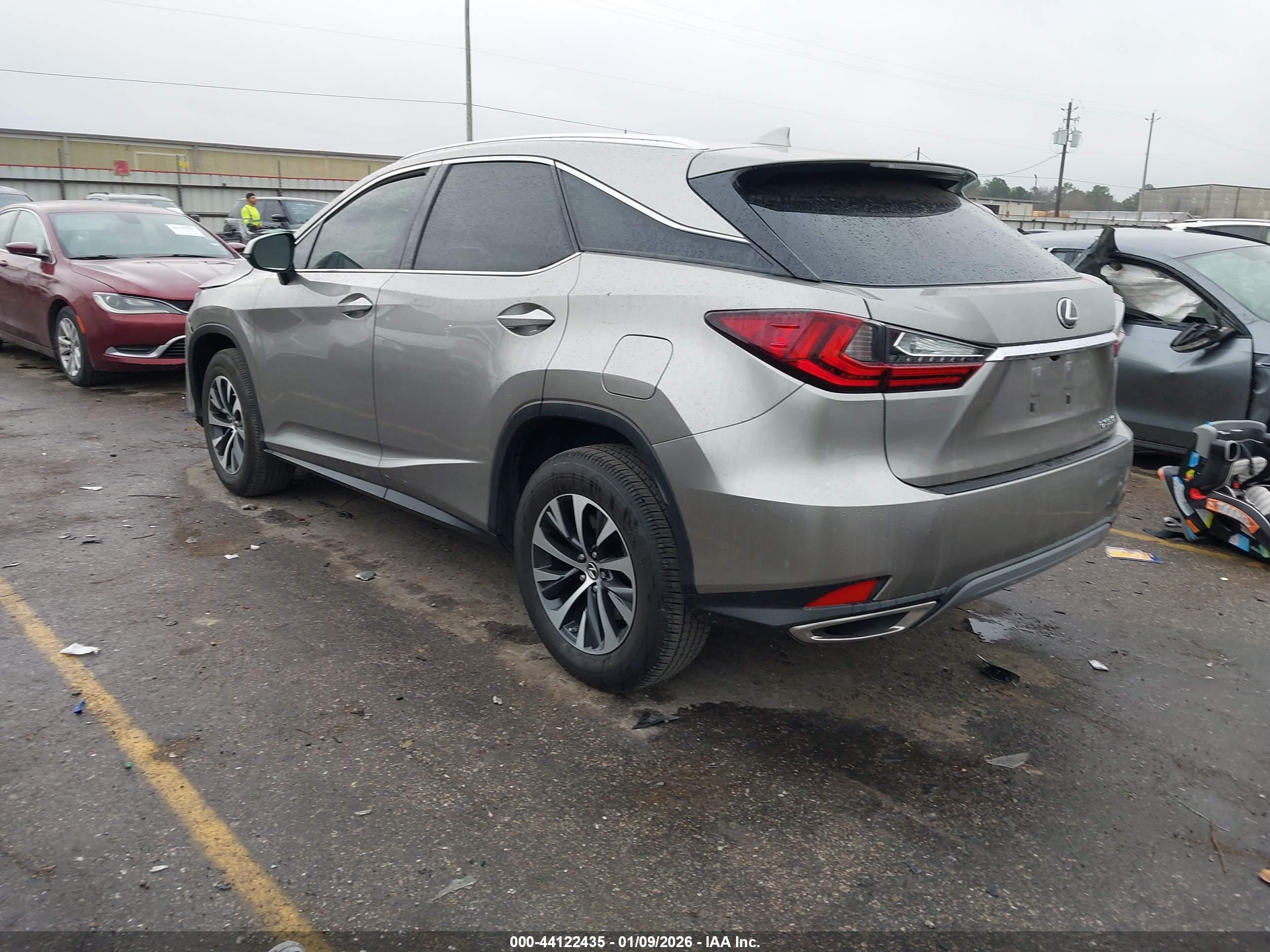 LEXUS RX image 3
