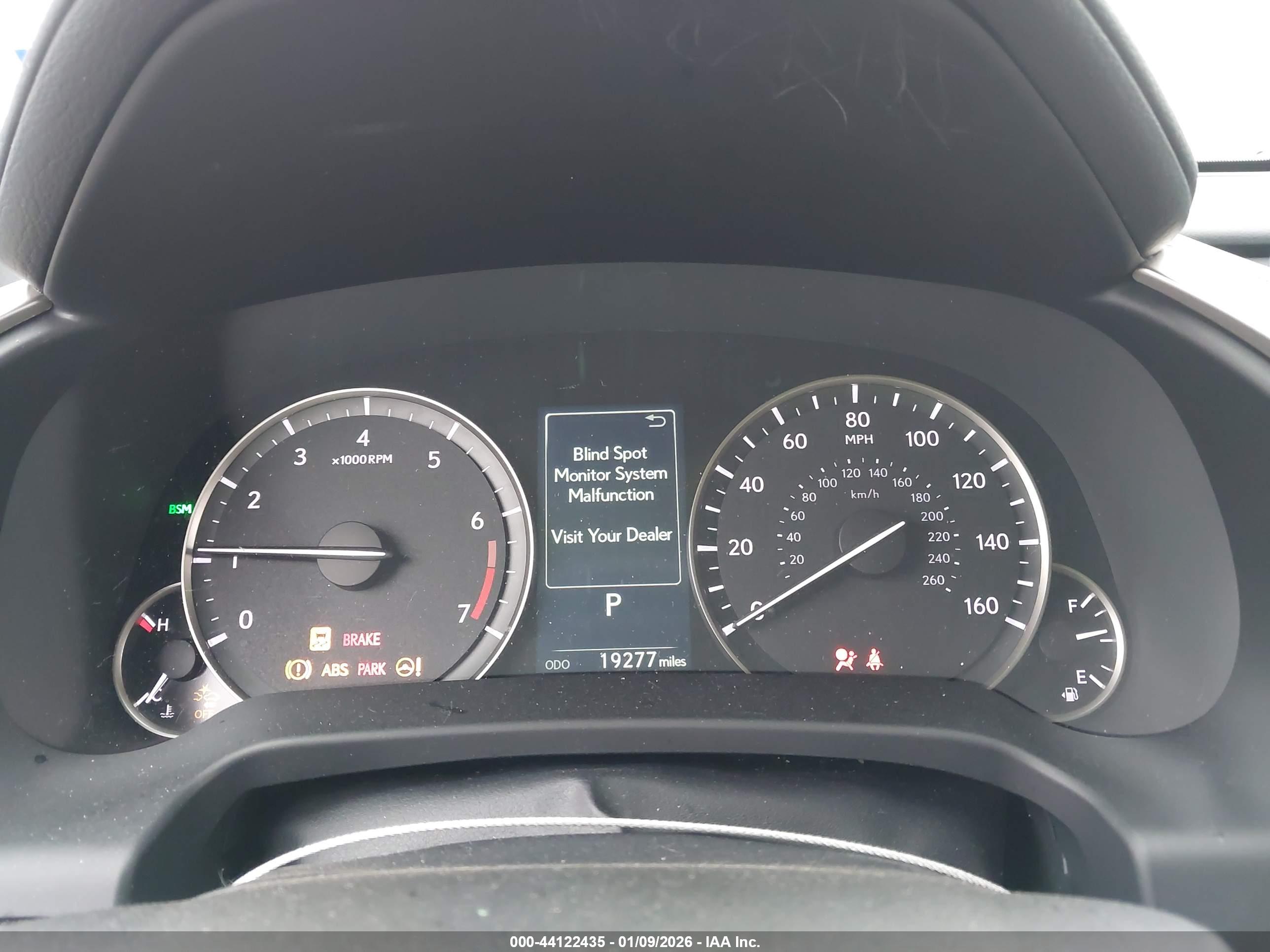 LEXUS RX image 7