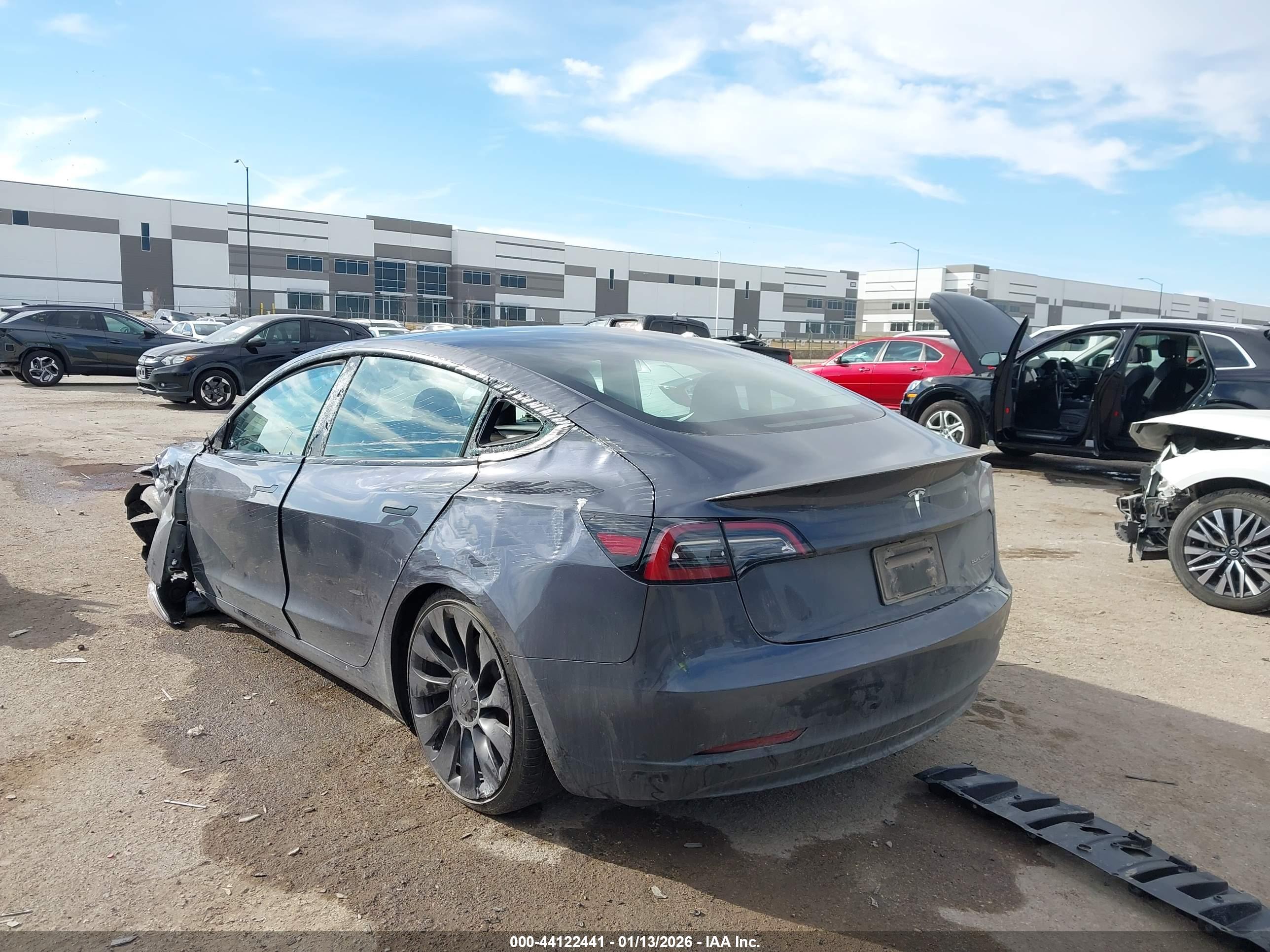 TESLA MODEL image 3