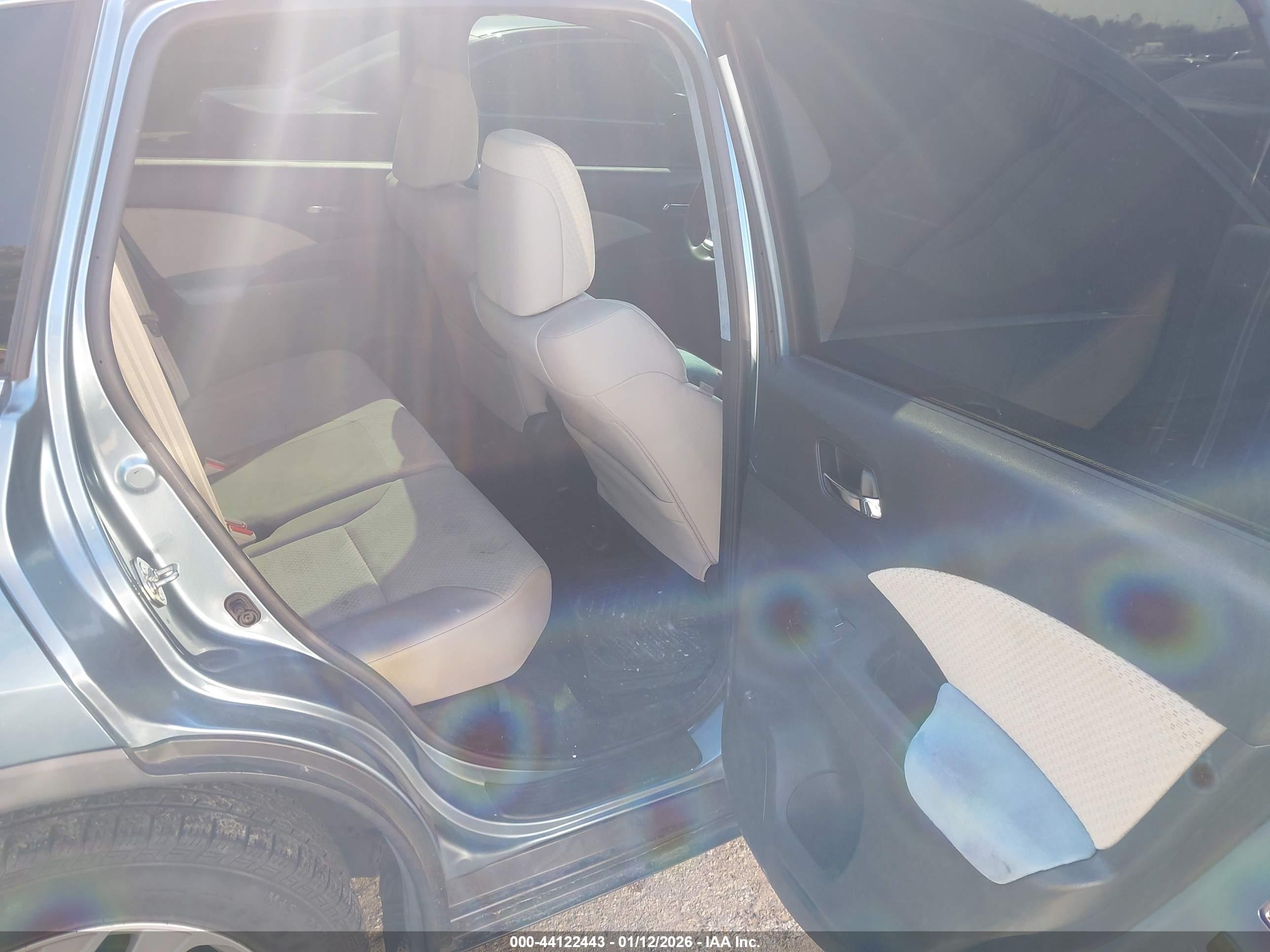 HONDA CR-V image 8