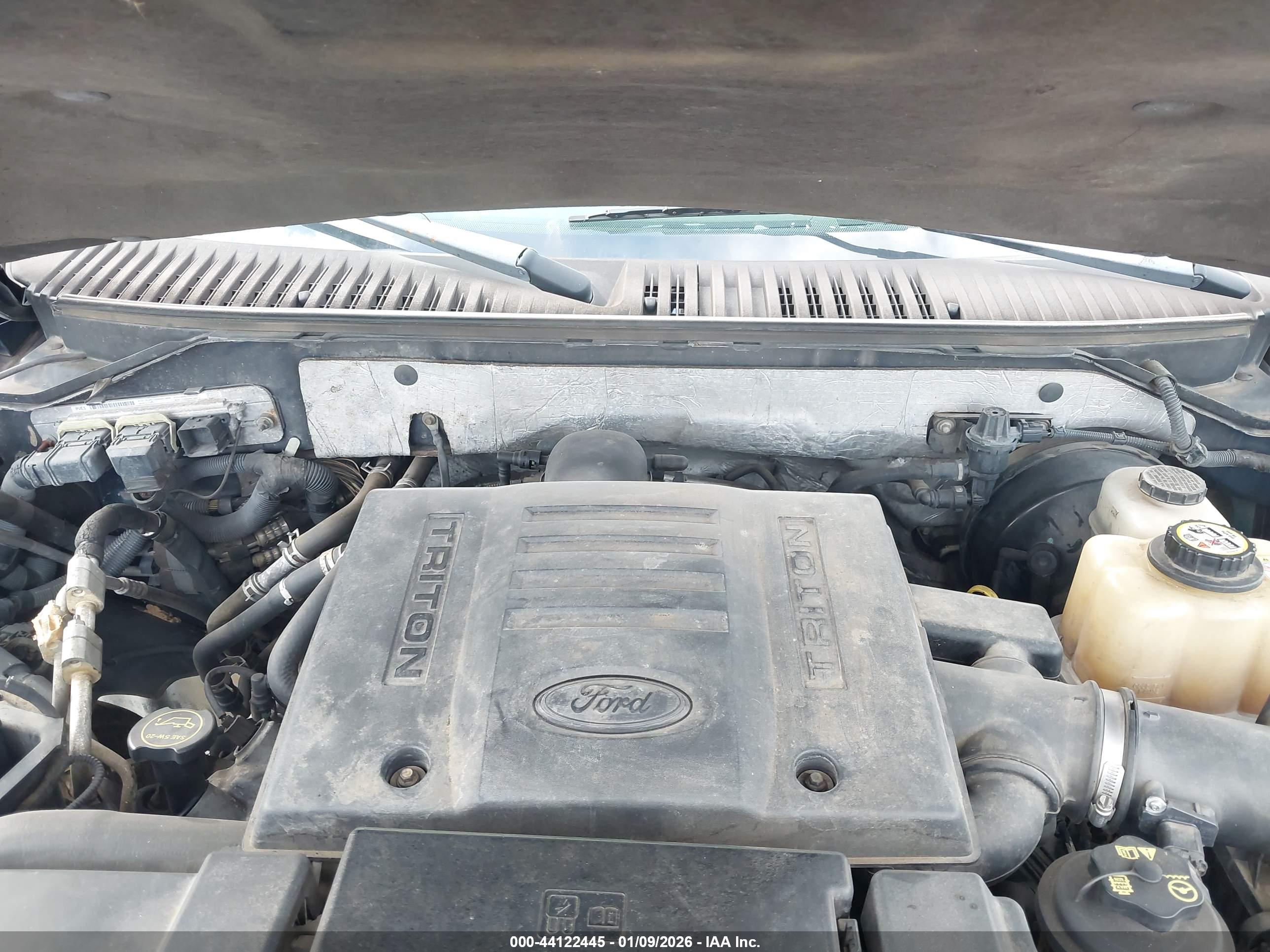 FORD EXPEDITION image 10