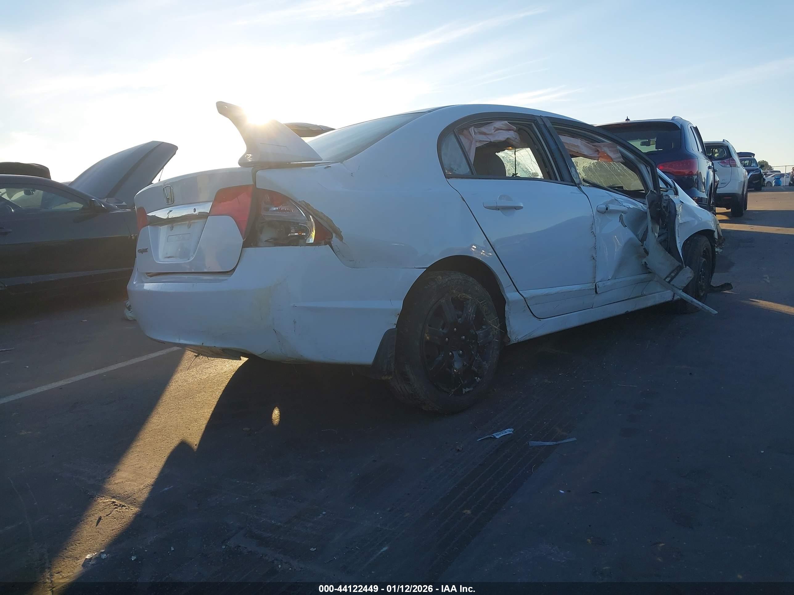 HONDA CIVIC image 4