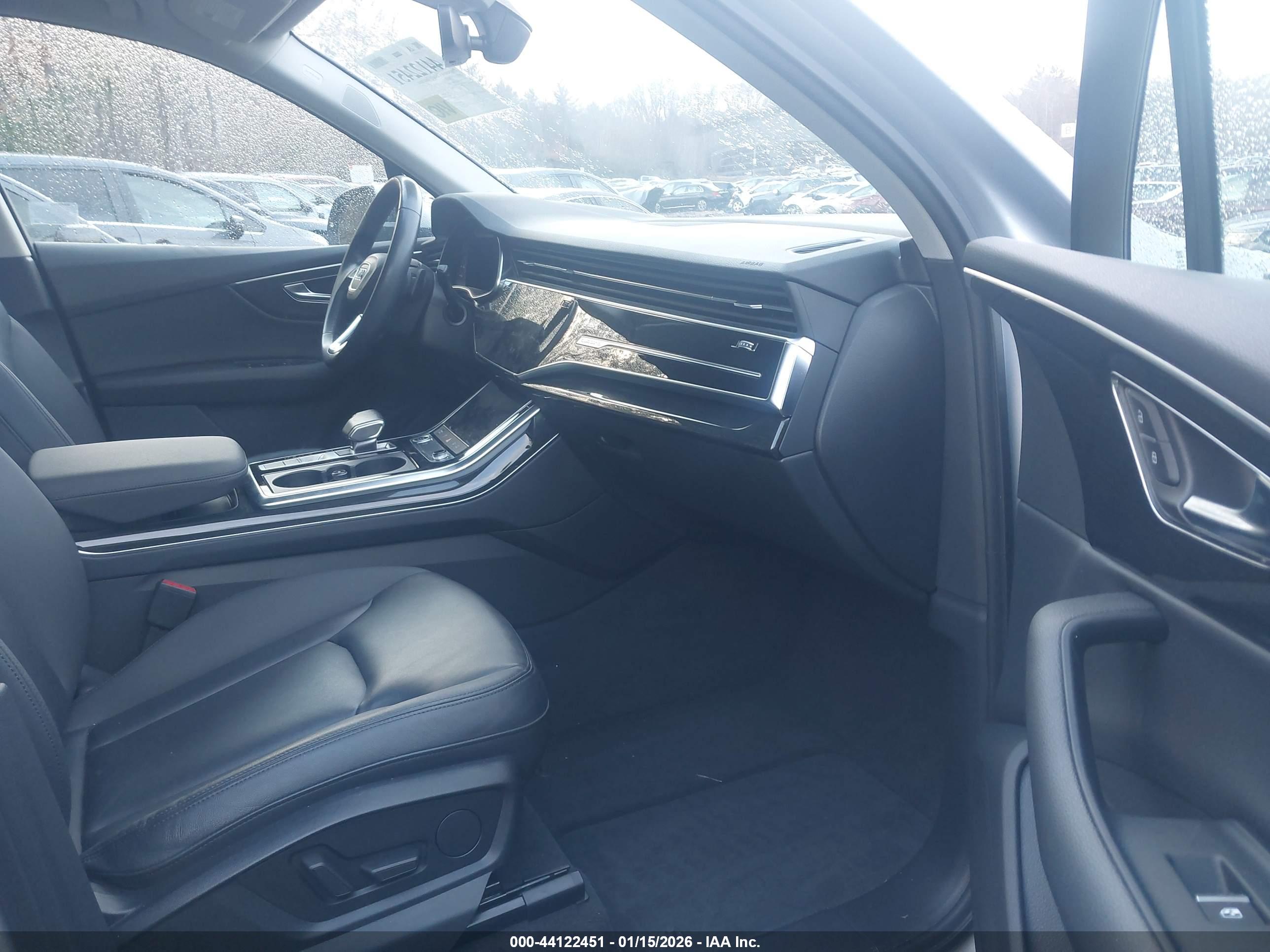 AUDI Q7 image 5