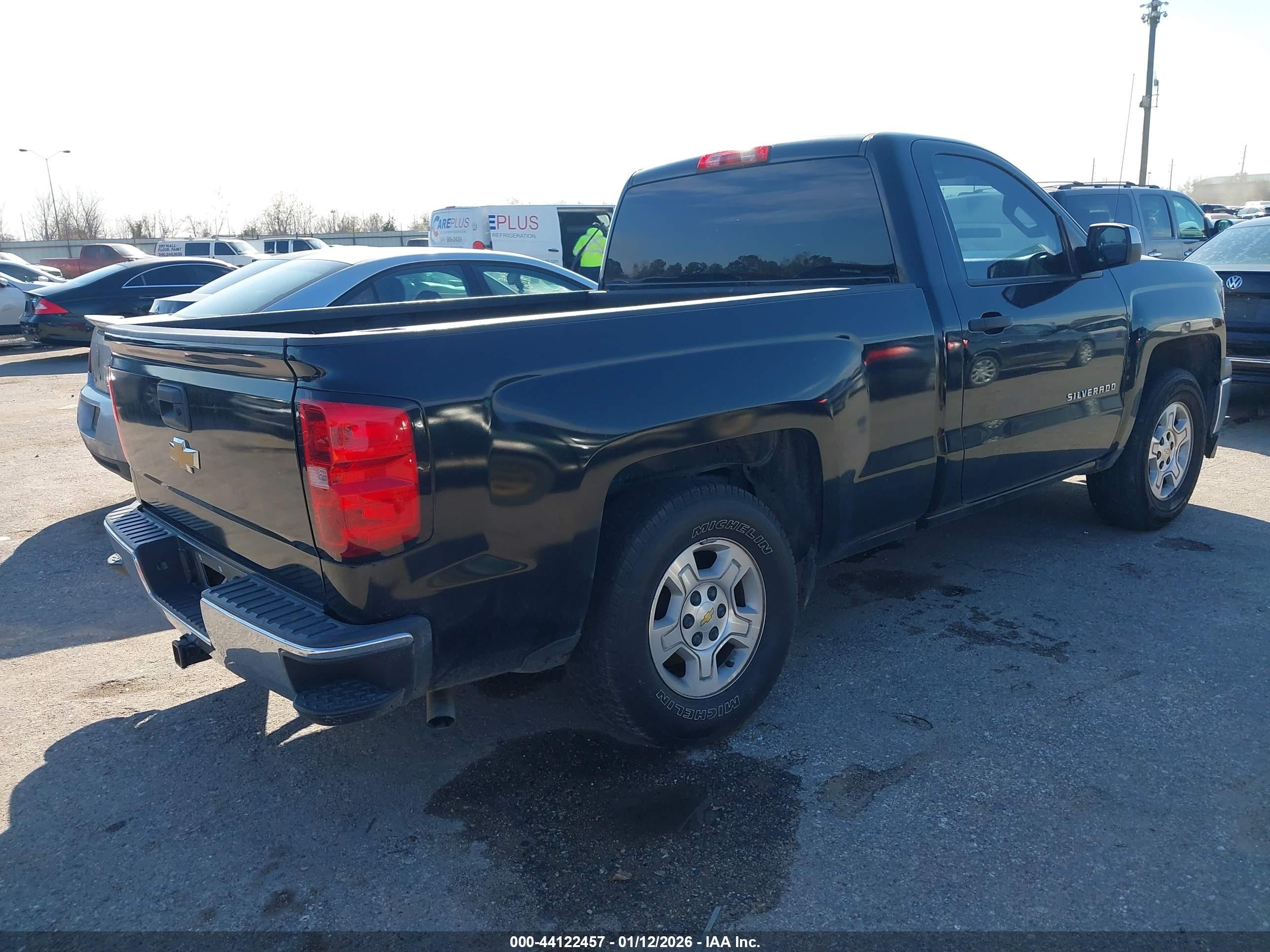 CHEVROLET SILVERADO image 4