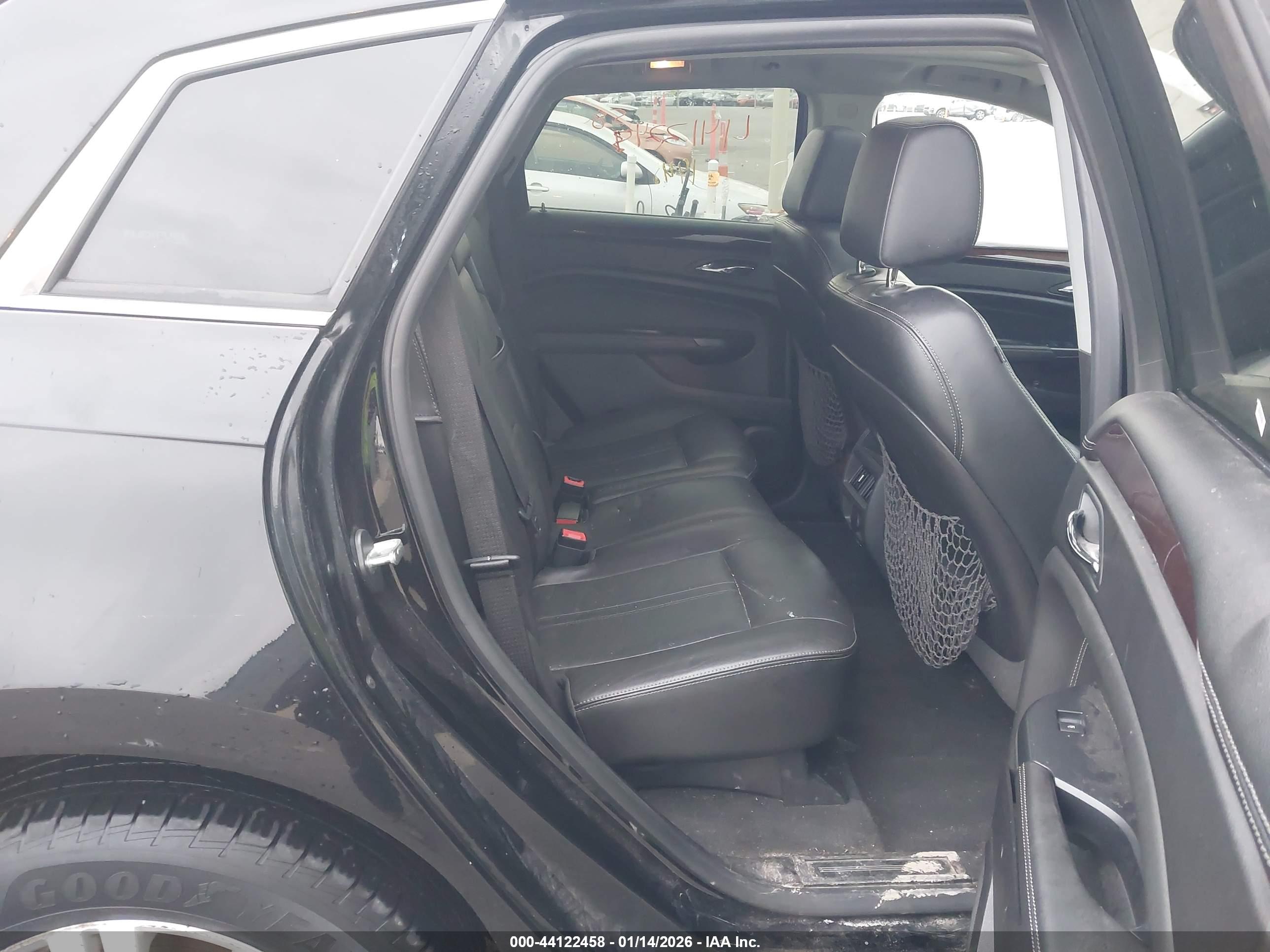 CADILLAC SRX image 8