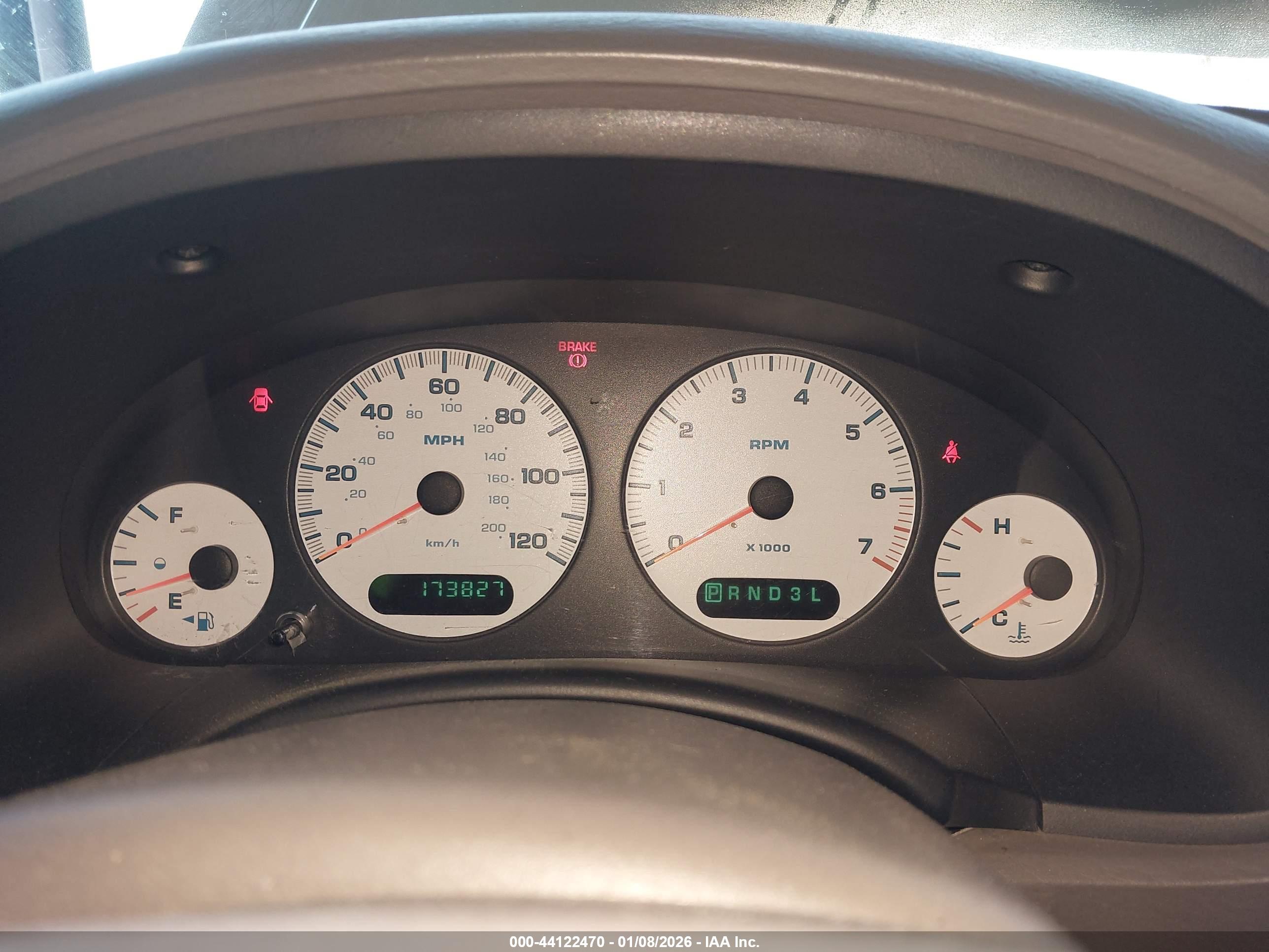 CHRYSLER TOWN image 7
