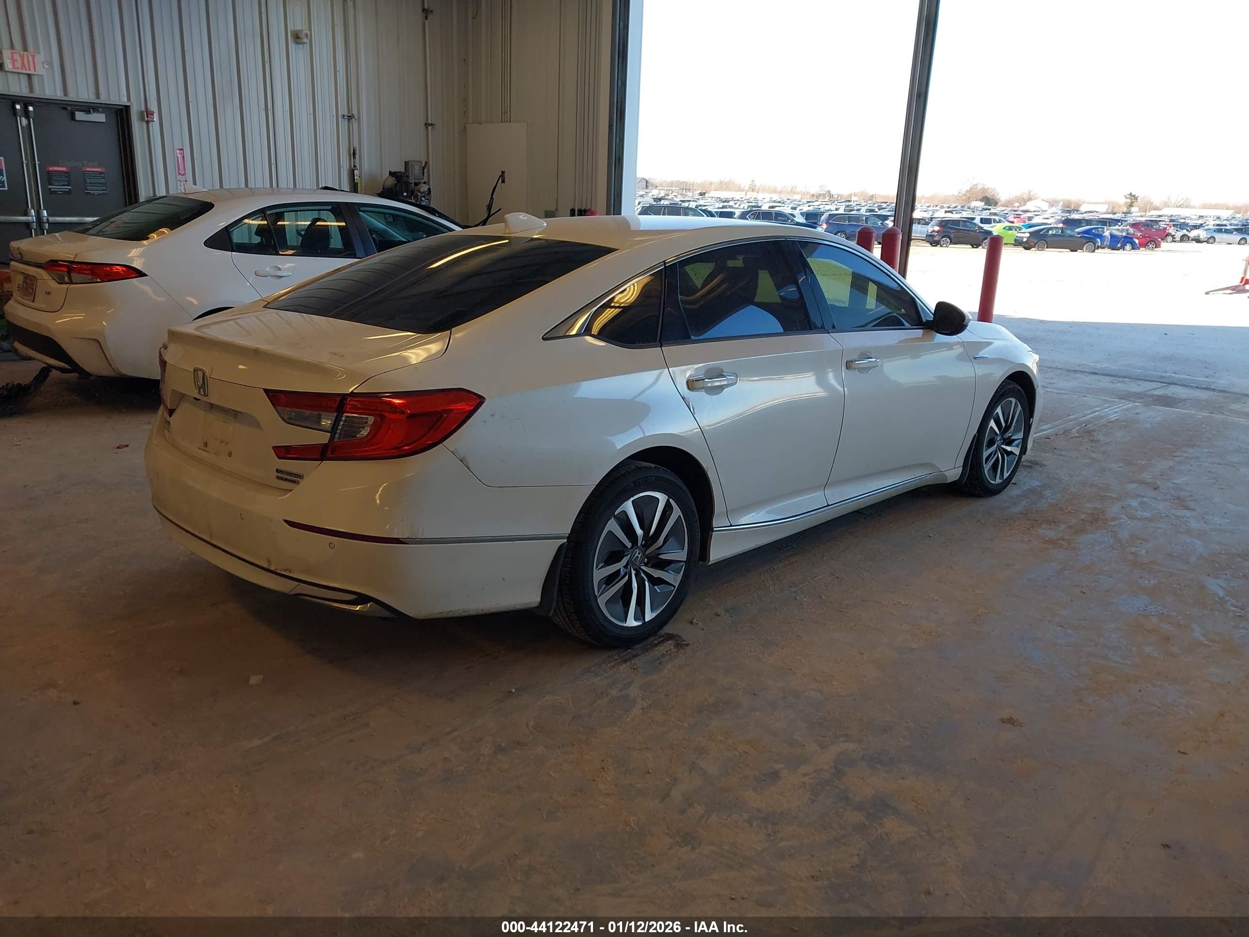 HONDA ACCORD image 4