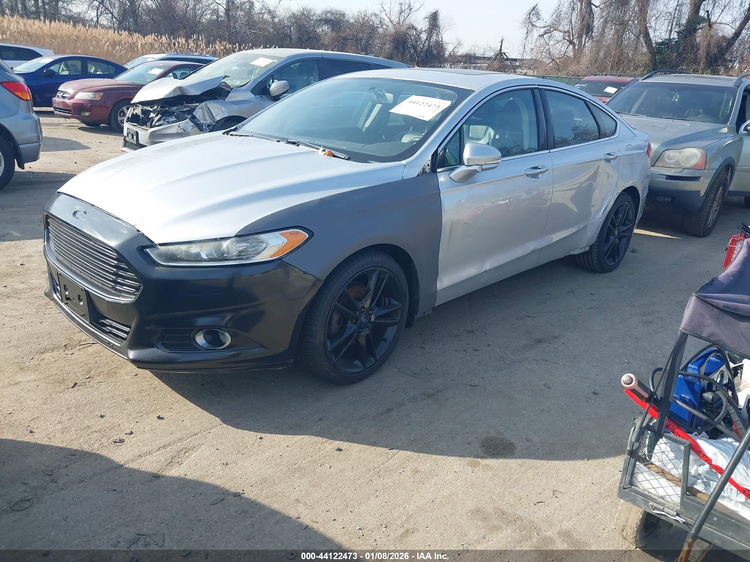 FORD FUSION image 2