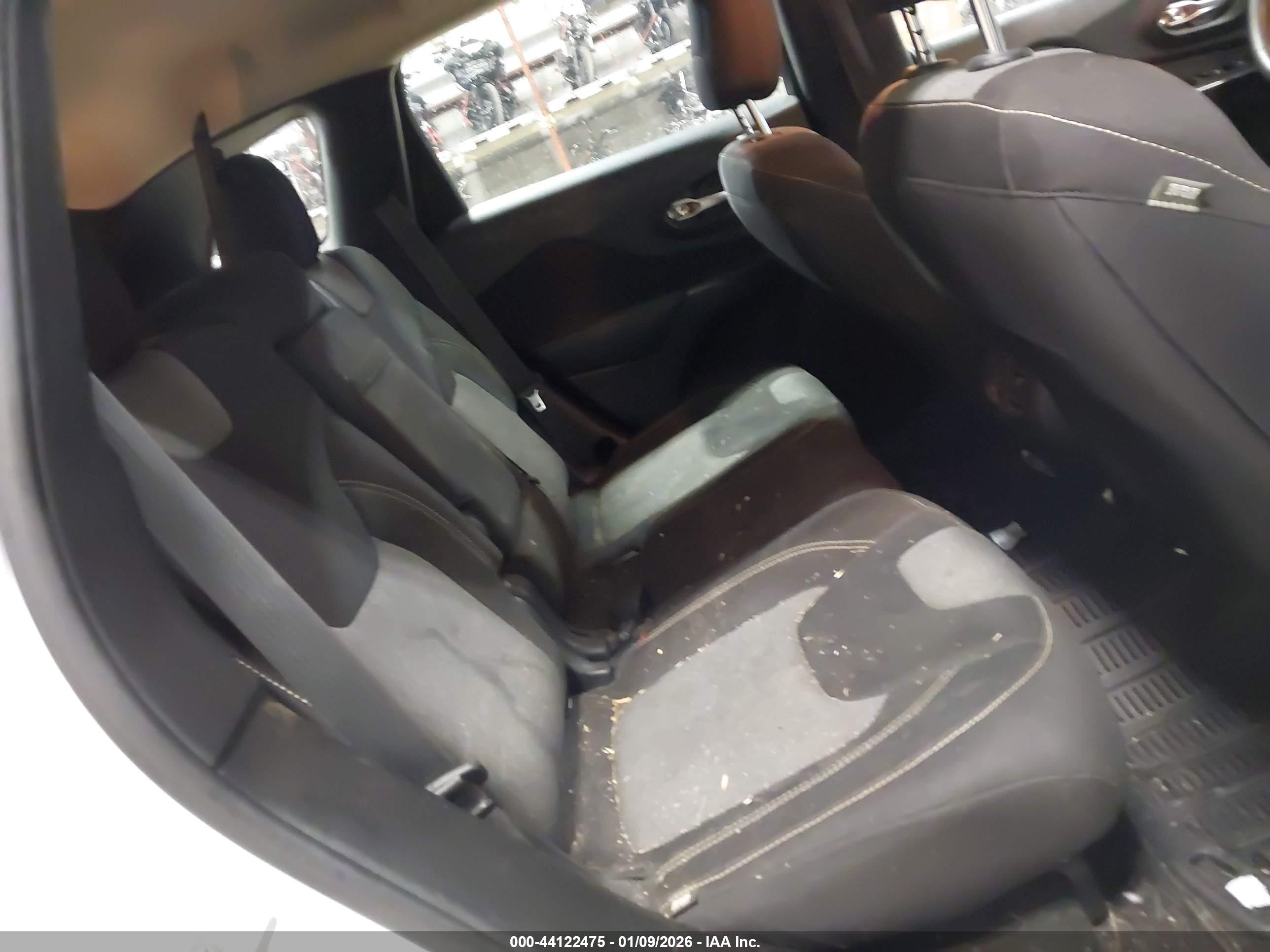 JEEP CHEROKEE image 8