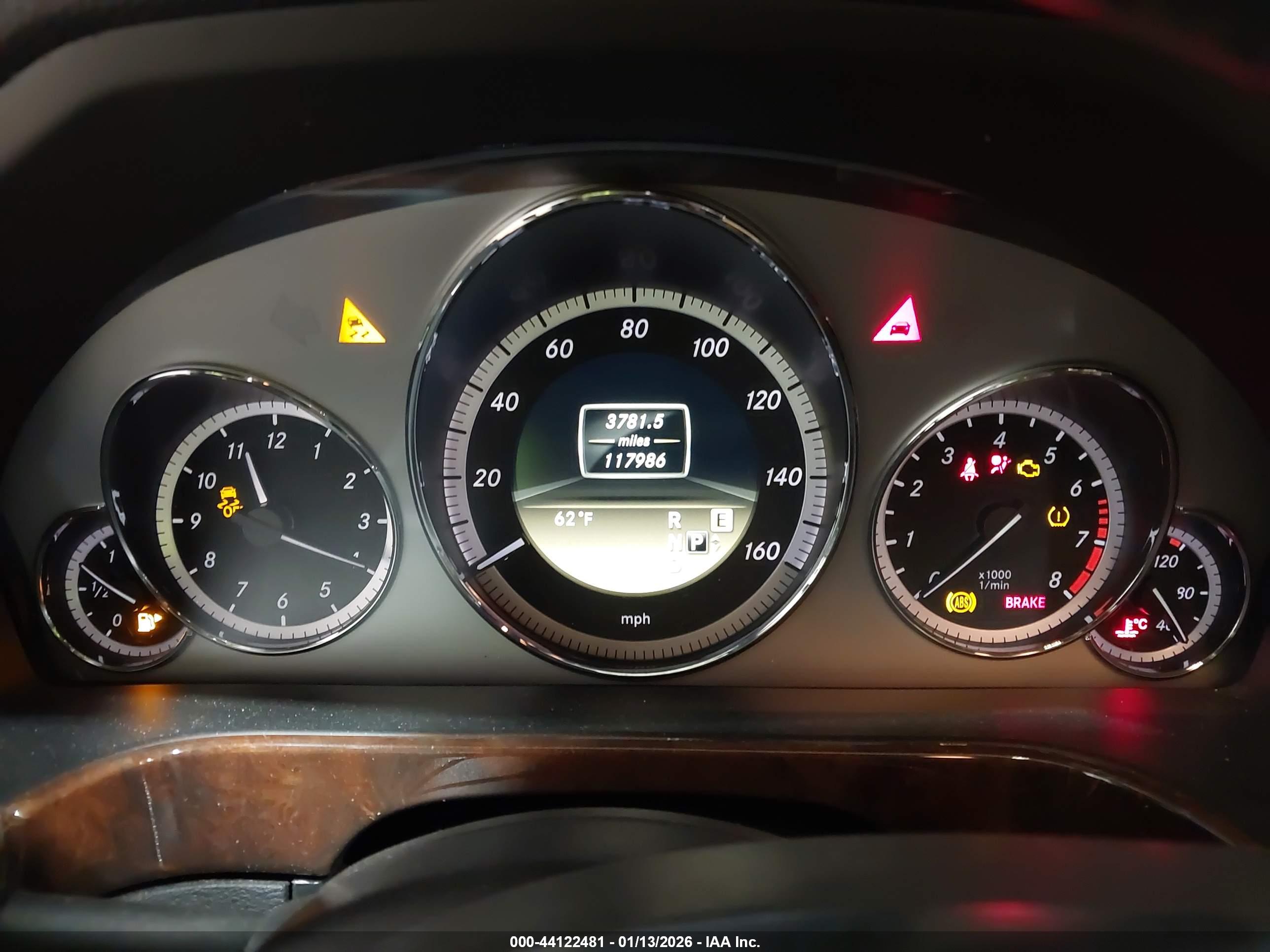 MERCEDES-BENZ E image 7