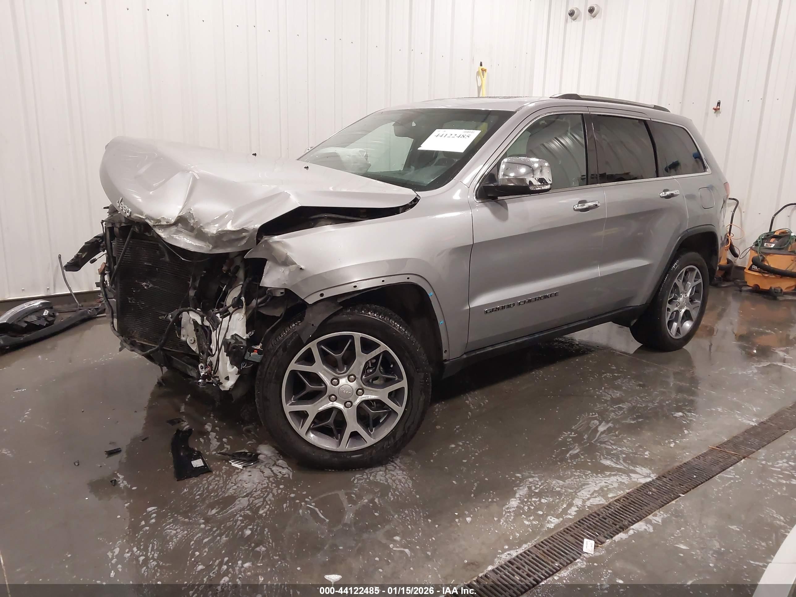 JEEP GRAND image 2