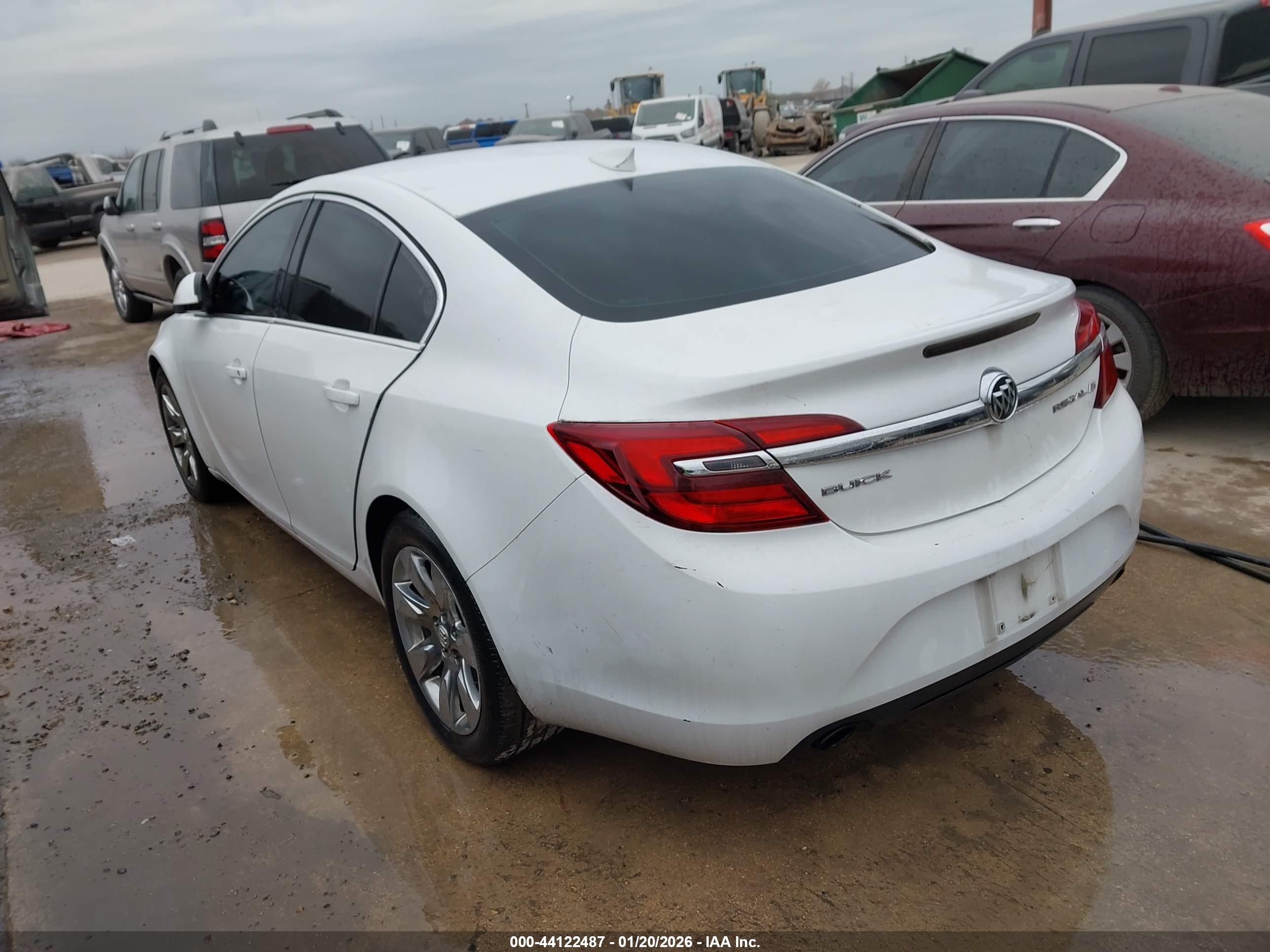 BUICK REGAL image 3