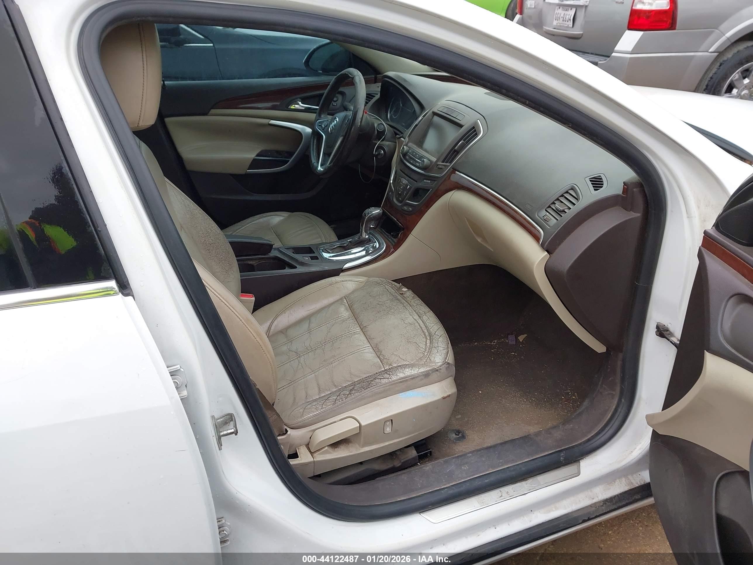 BUICK REGAL image 5