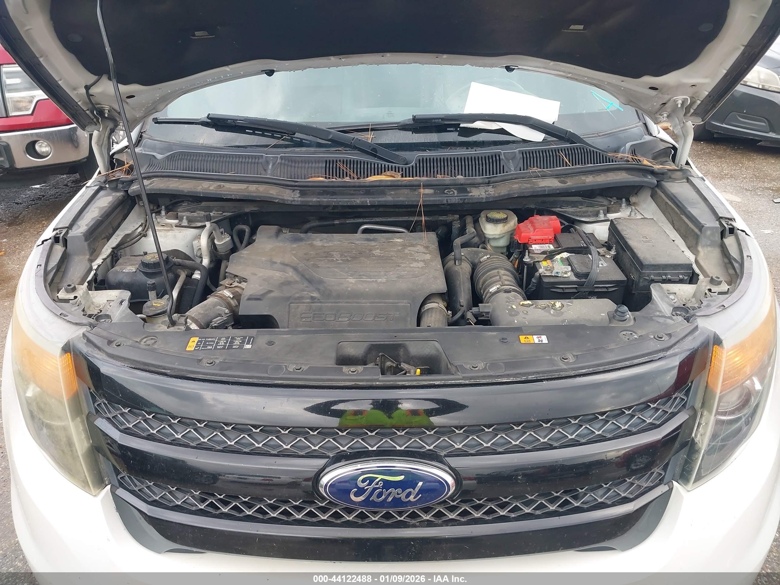 FORD EXPLORER image 10