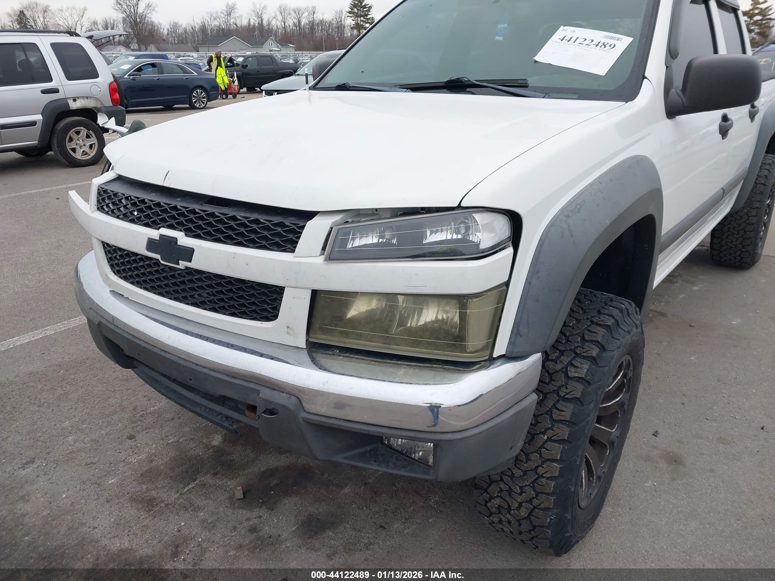 CHEVROLET COLORADO image 6