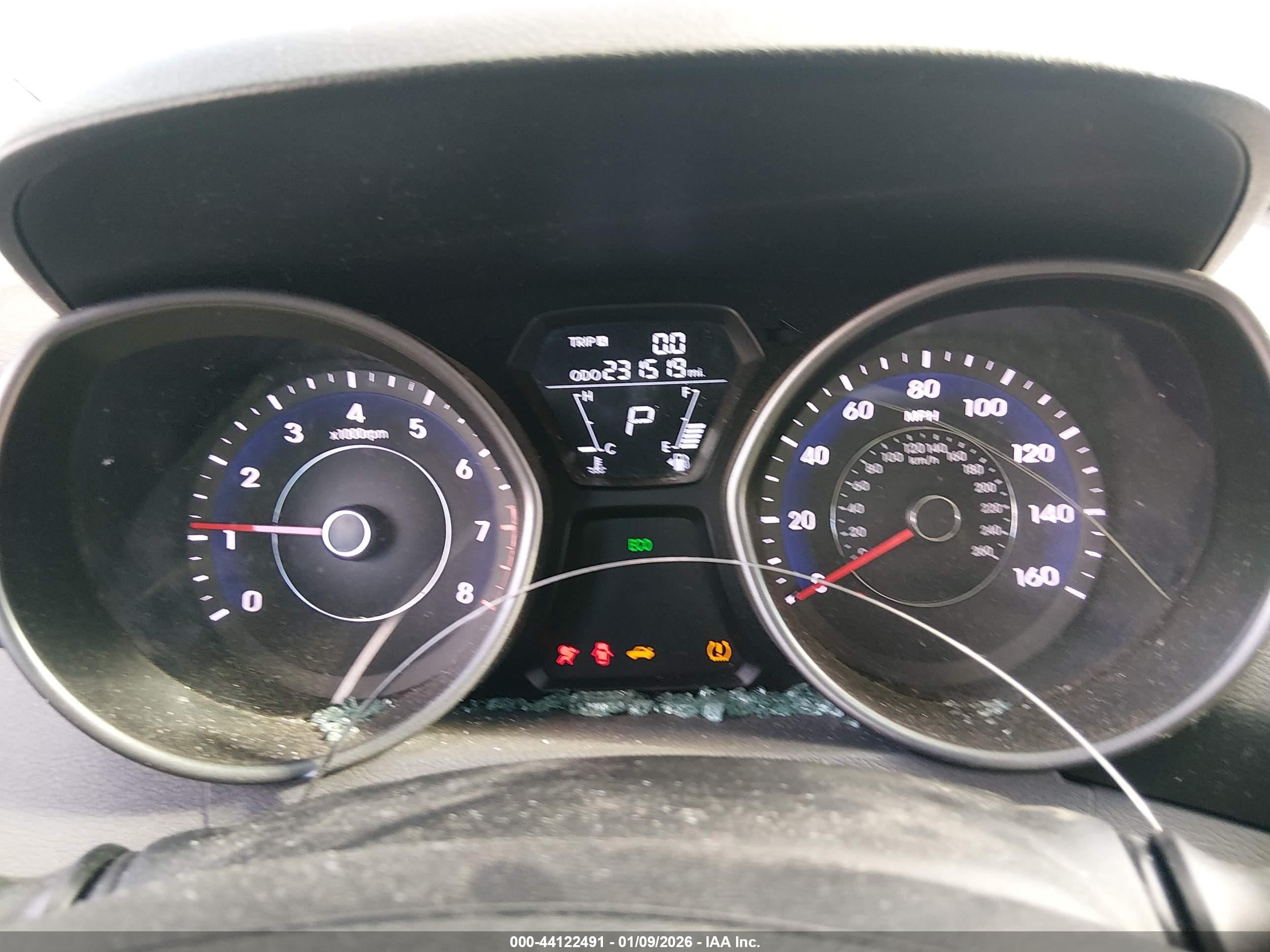 HYUNDAI ELANTRA image 7